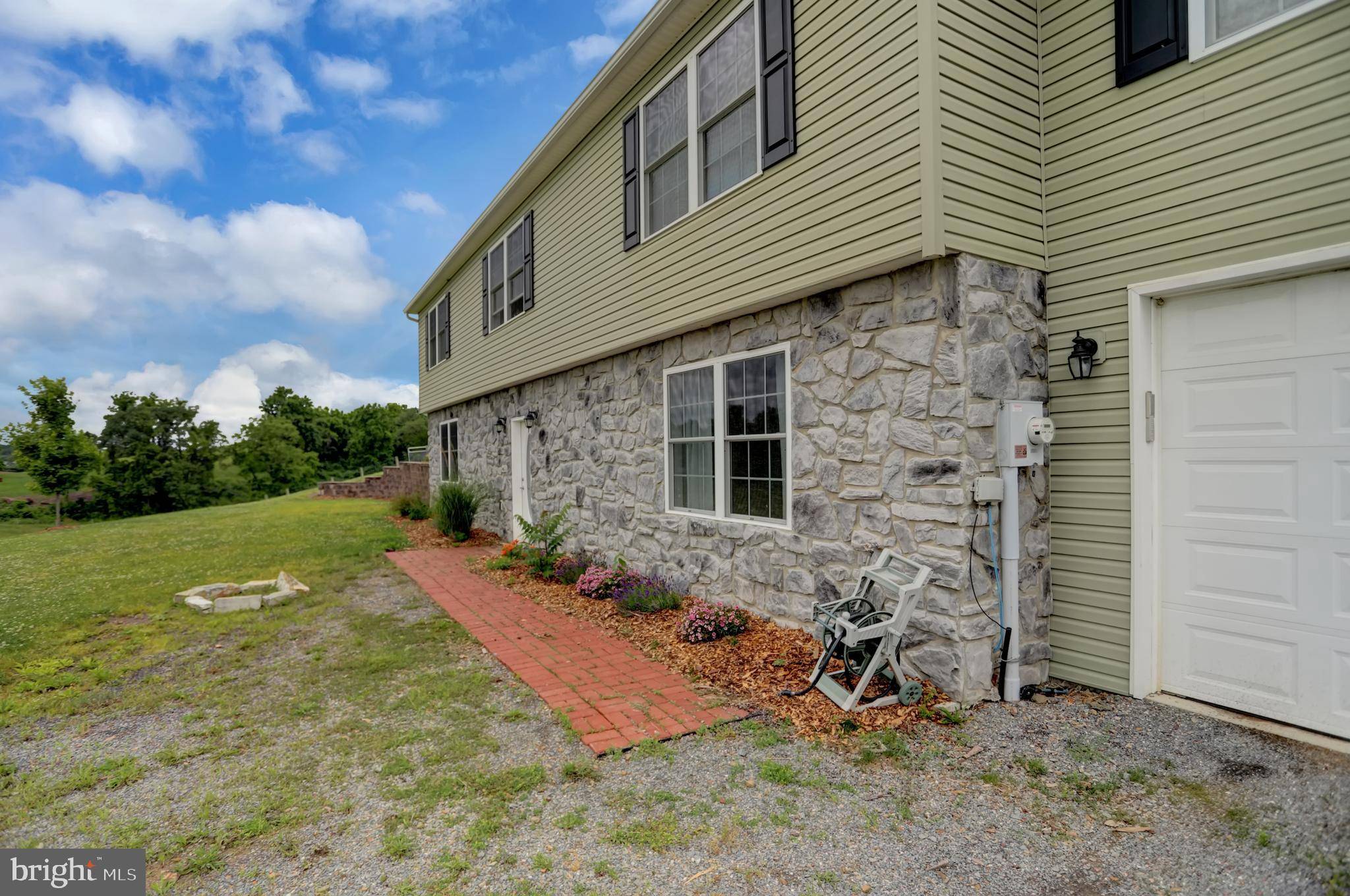 Liverpool, PA 17045,31 PINEVIEW LN