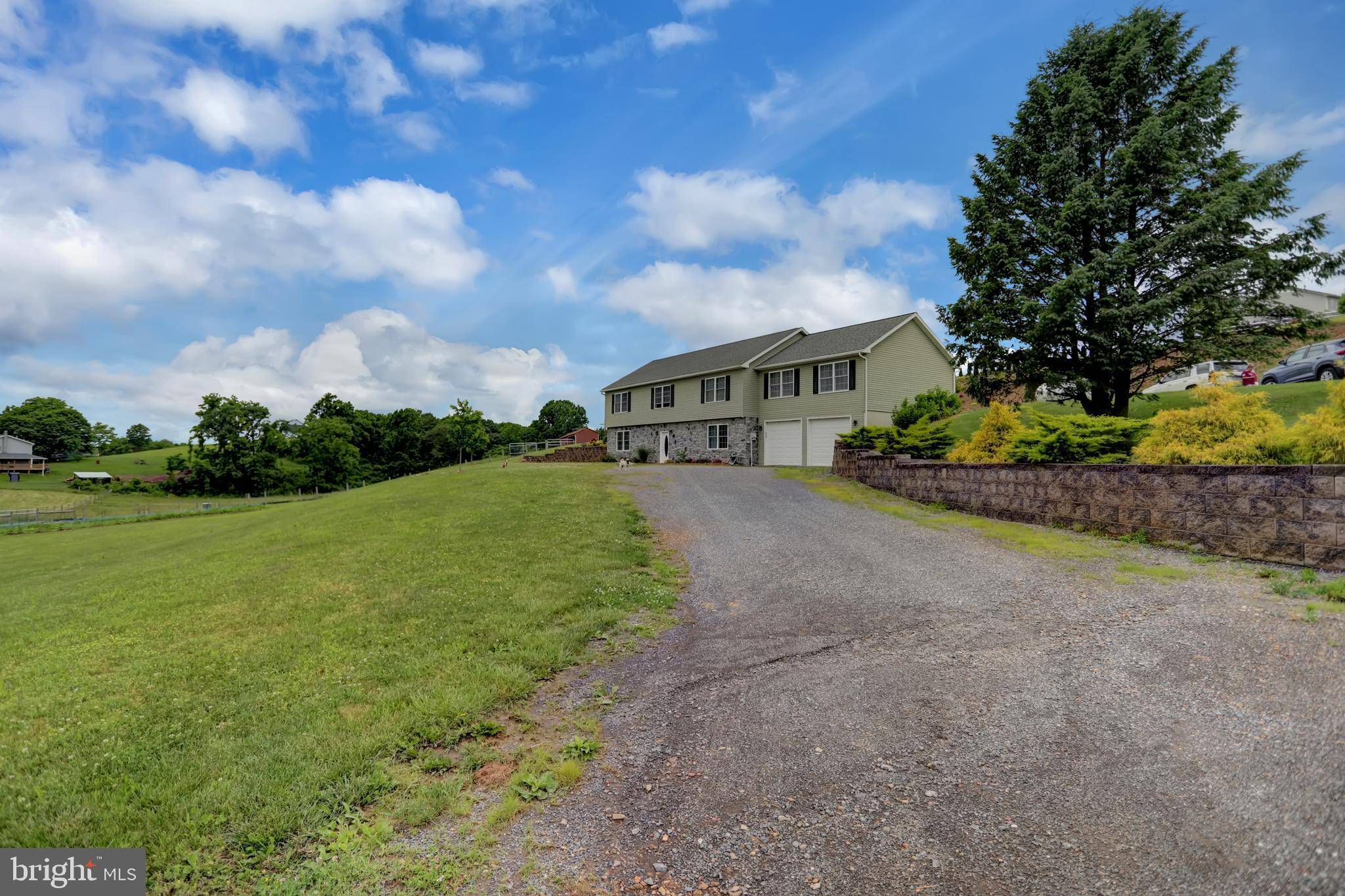 Liverpool, PA 17045,31 PINEVIEW LN