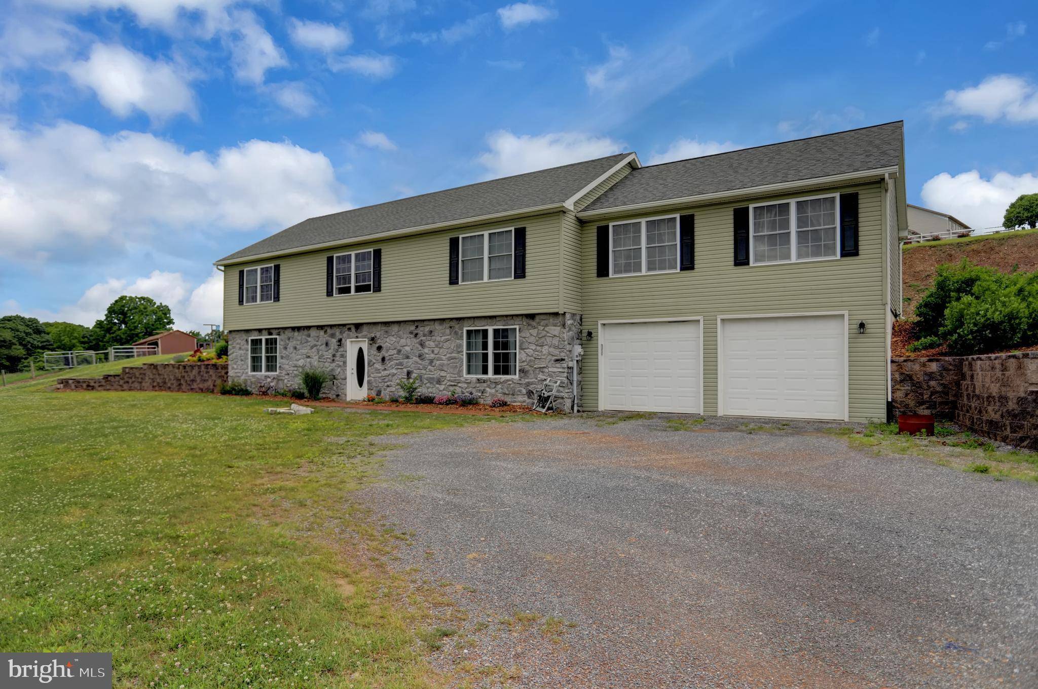 Liverpool, PA 17045,31 PINEVIEW LN