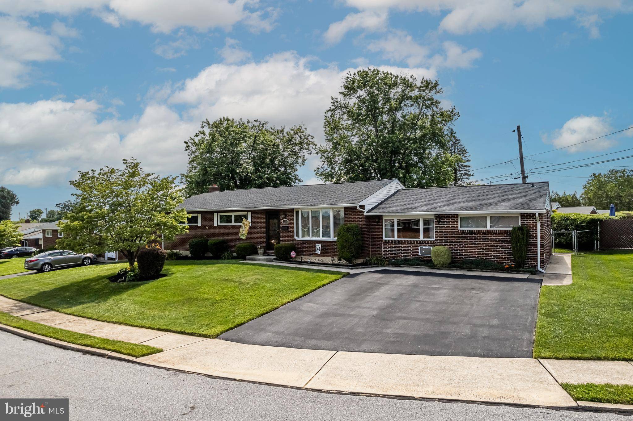 Whitehall, PA 18052,1254 MIDWAY RD