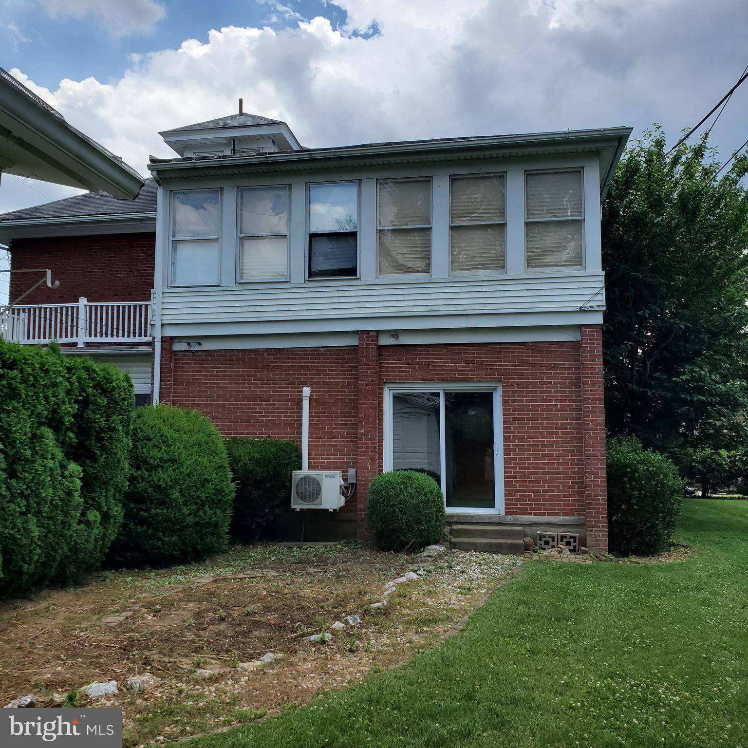 Harrisburg, PA 17111,3418 BRISBAN ST