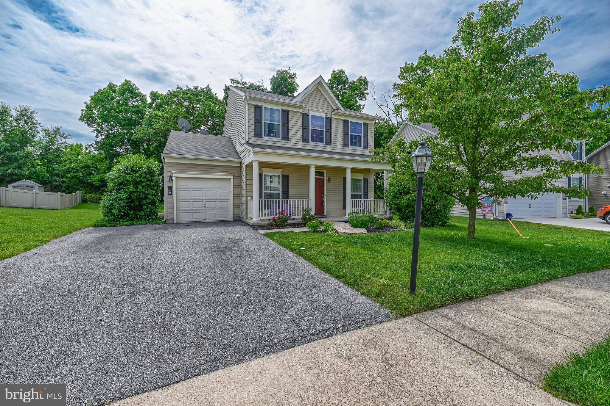 York, PA 17404,160 HICKORY RIDGE CIR