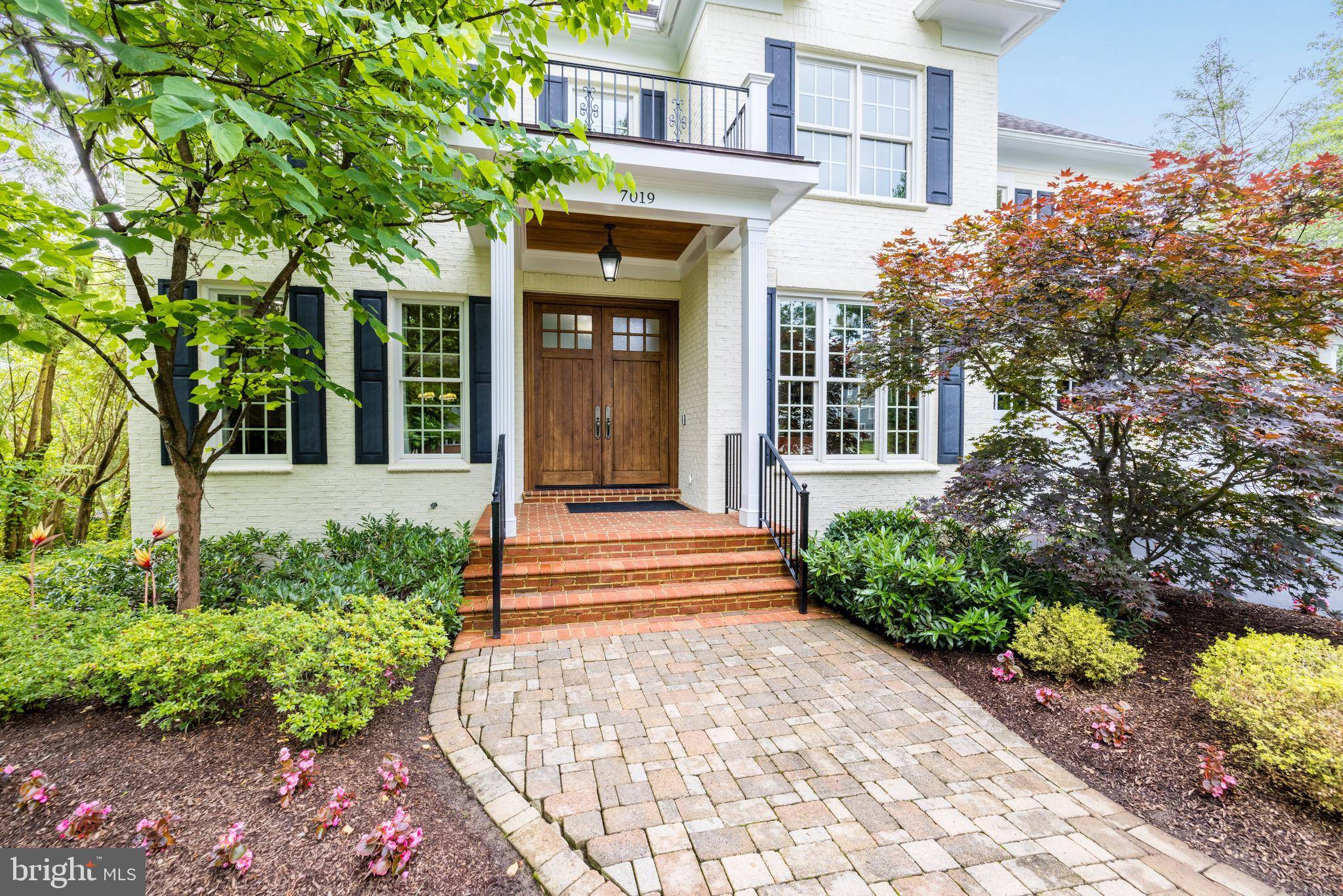 Mclean, VA 22101,7019 CAPITOL VIEW DR