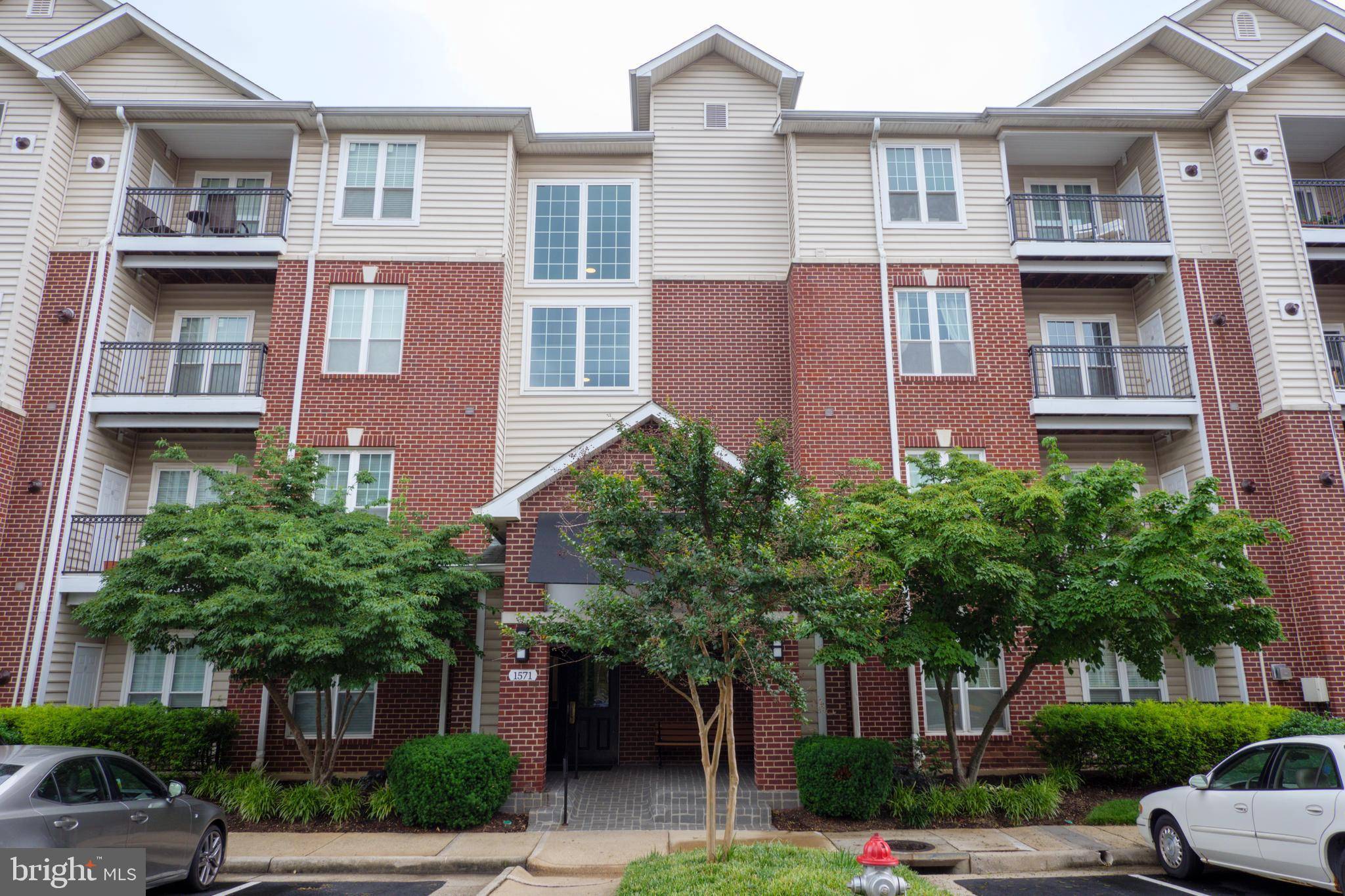 Mclean, VA 22102,1571 SPRING GATE DR #6307