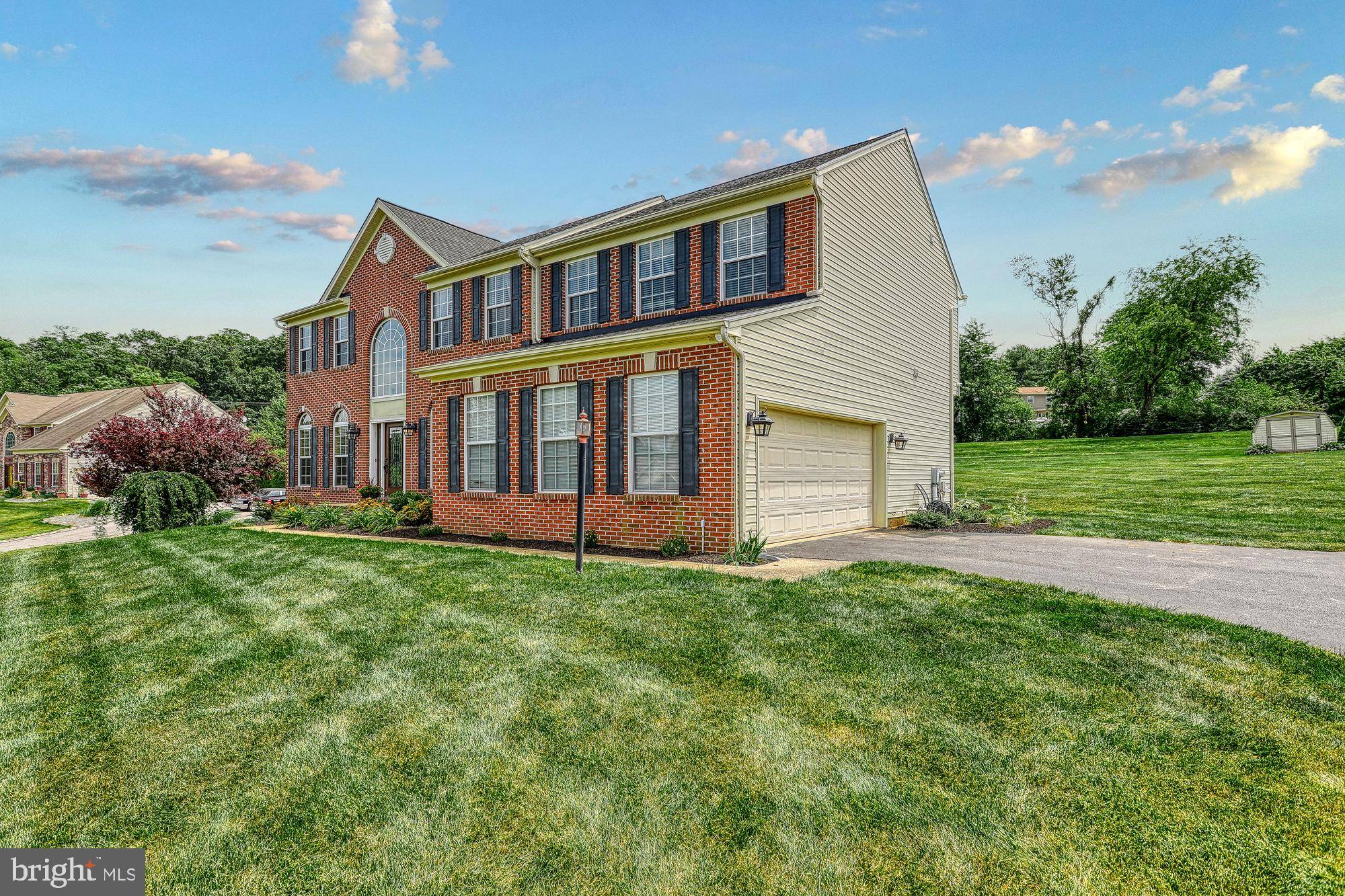 York, PA 17406,15 SHIRE LN