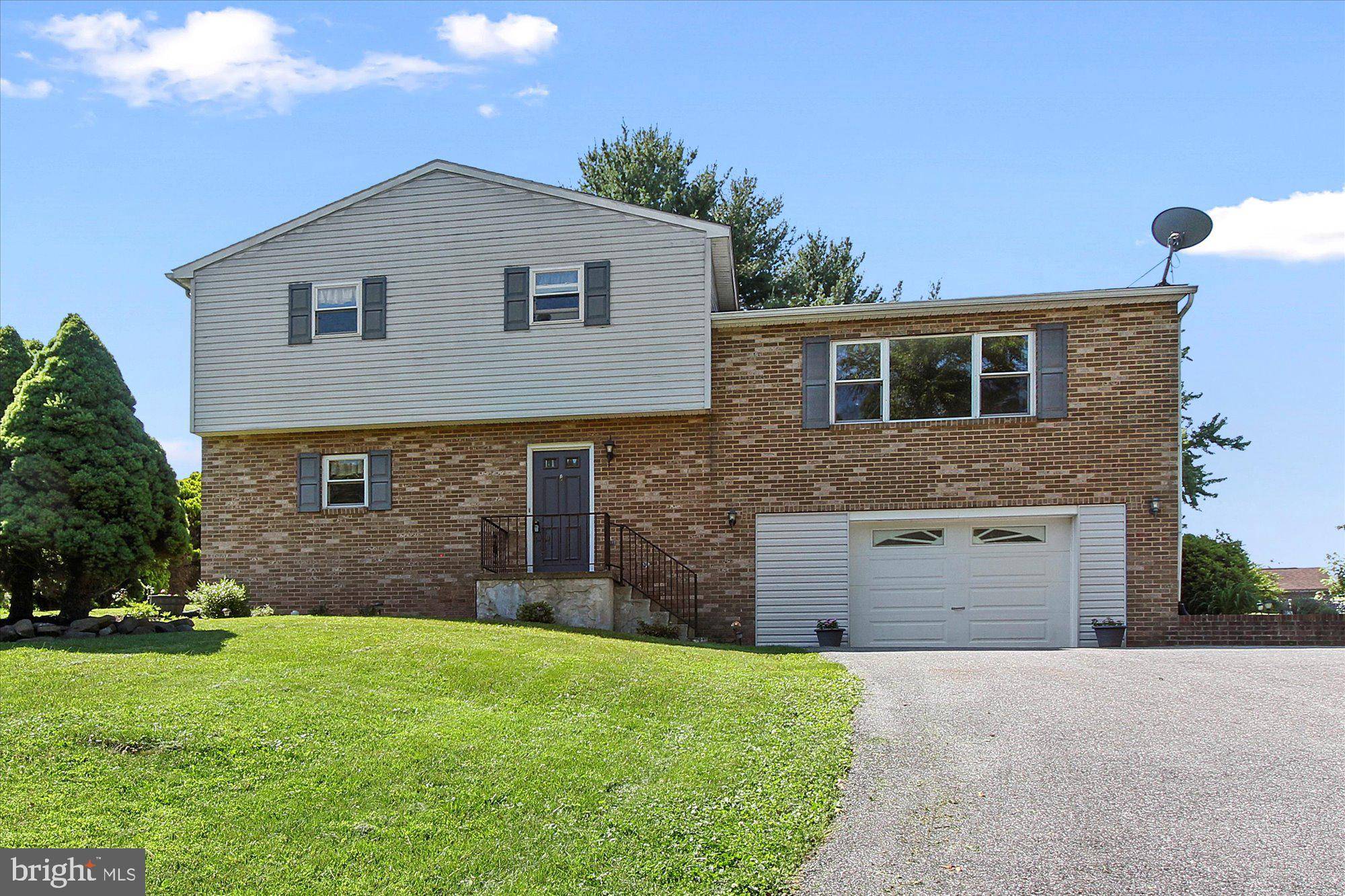 Etters, PA 17319,100 HEMLOCK LN