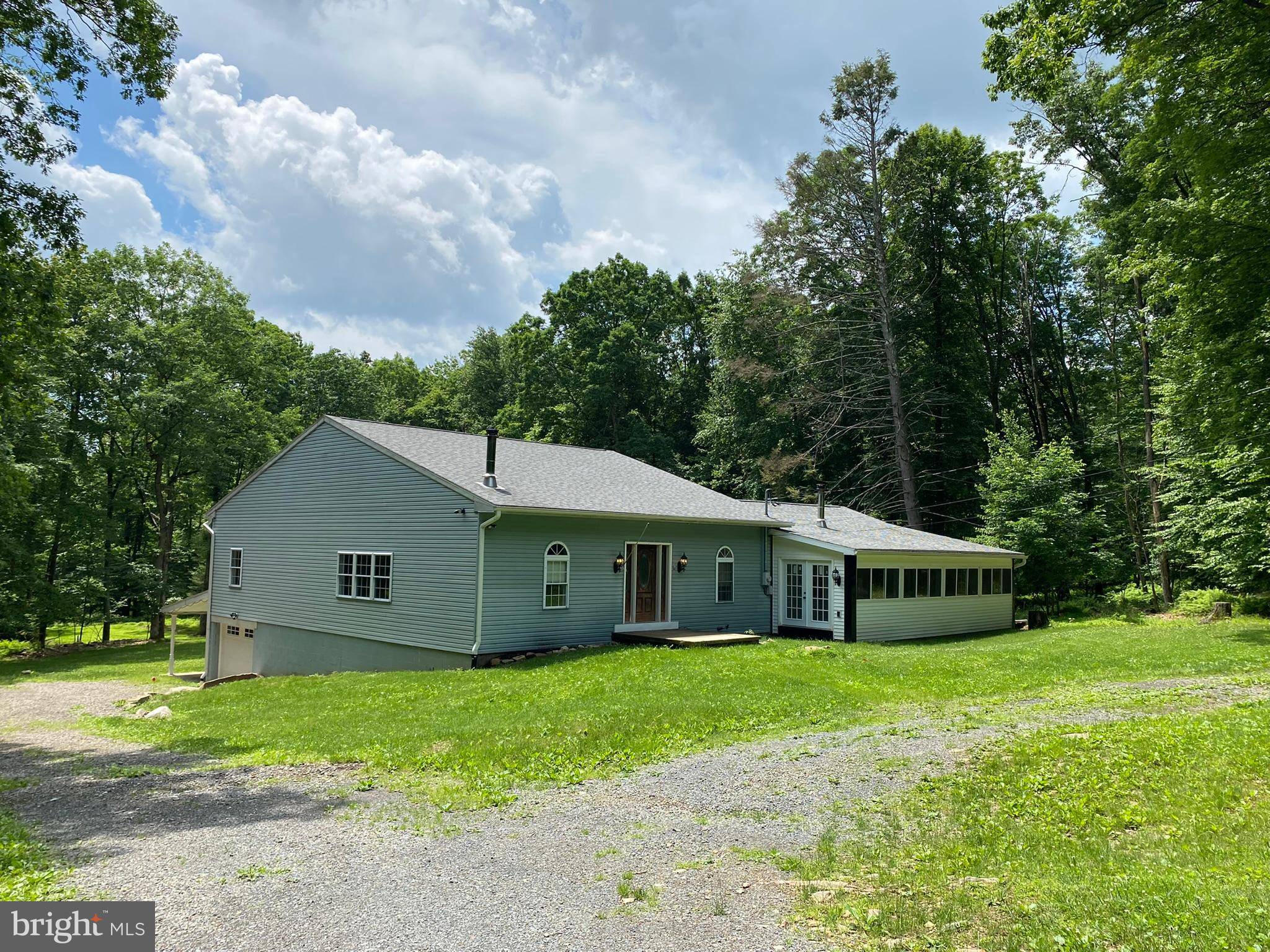 Lehighton, PA 18235,2530 HEMLOCK DR