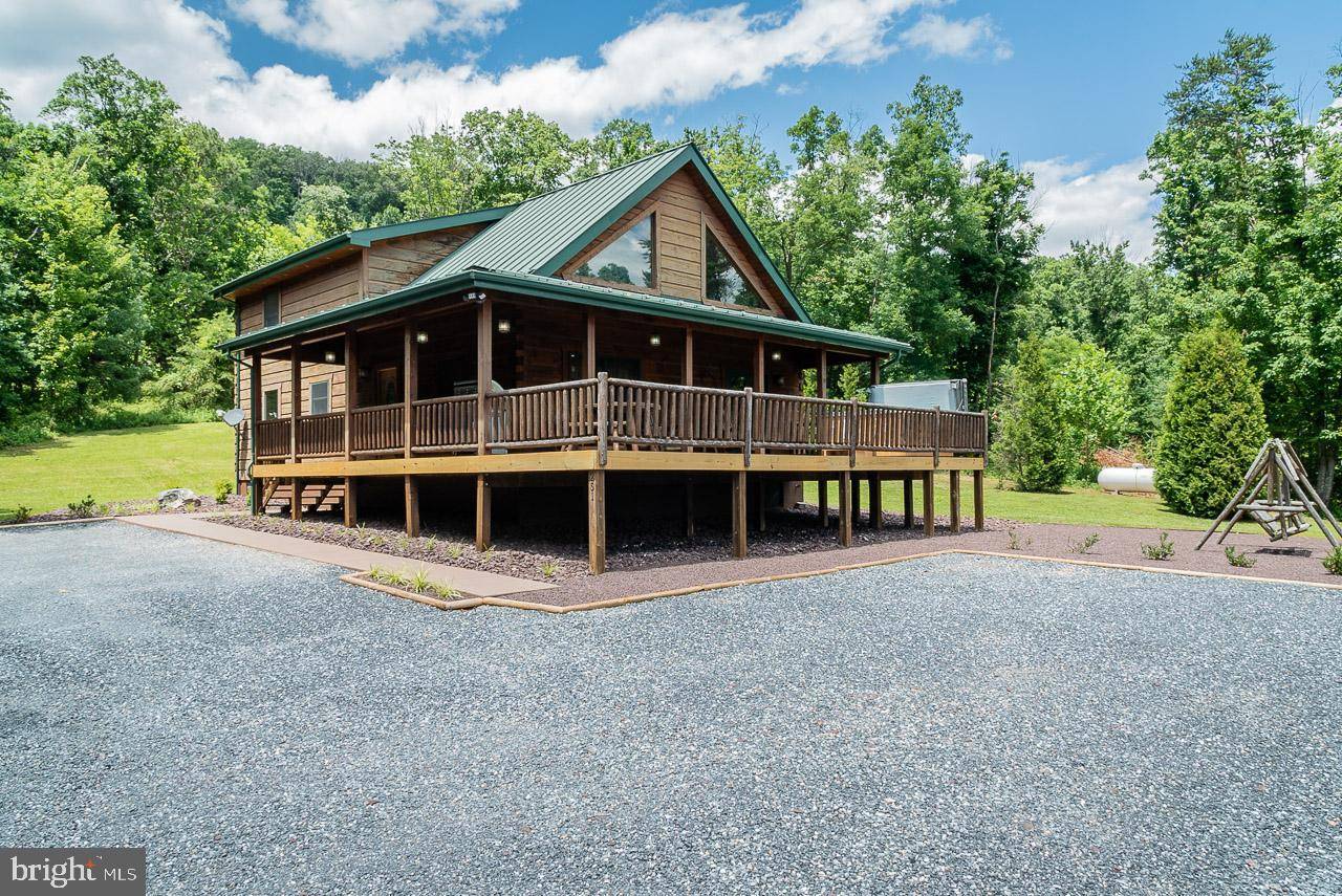 Stanley, VA 22851,251 LOG HOME PL