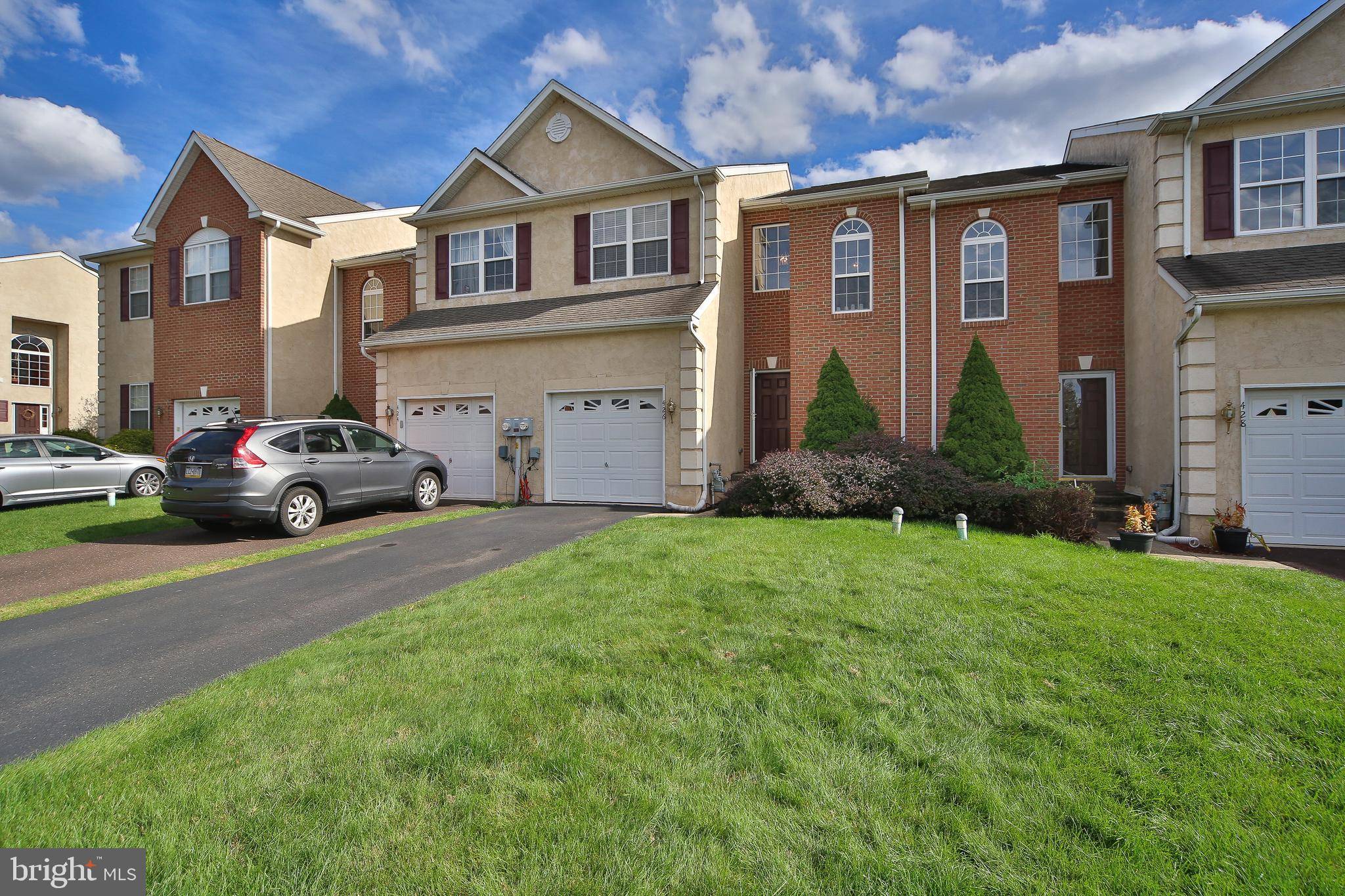 Souderton, PA 18964,426 AUBURN CT