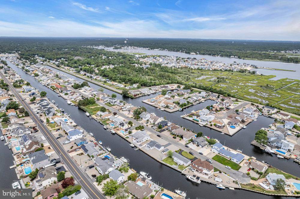 Lanoka Harbor, NJ 08734,1045 BOWSPRIT POINT