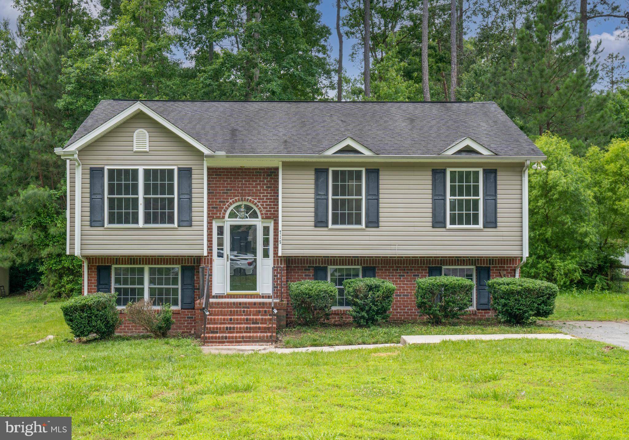 Ruther Glen, VA 22546,715 CANTERBURY DR