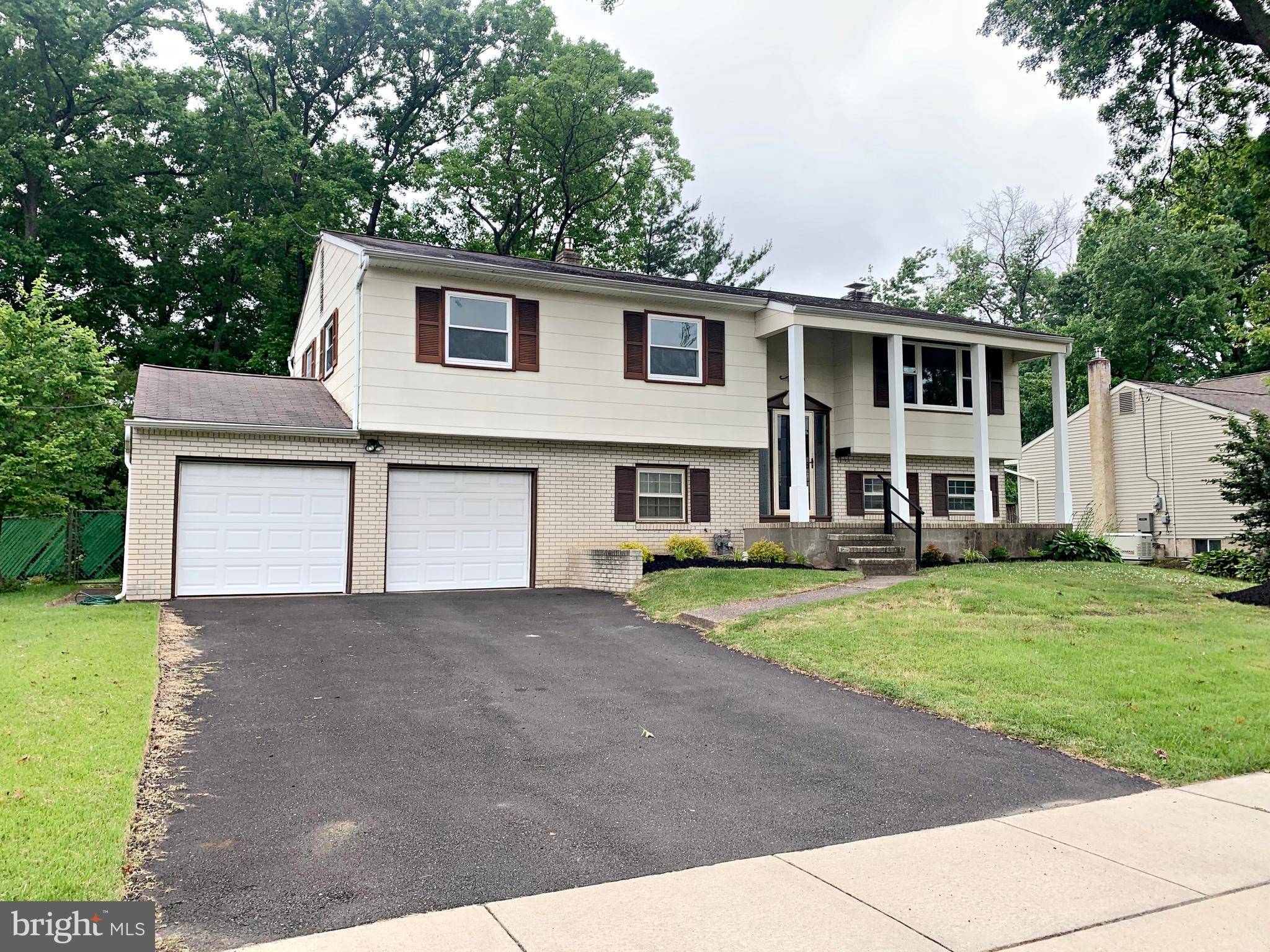 Morrisville, PA 19067,20 HEDGEROW DR