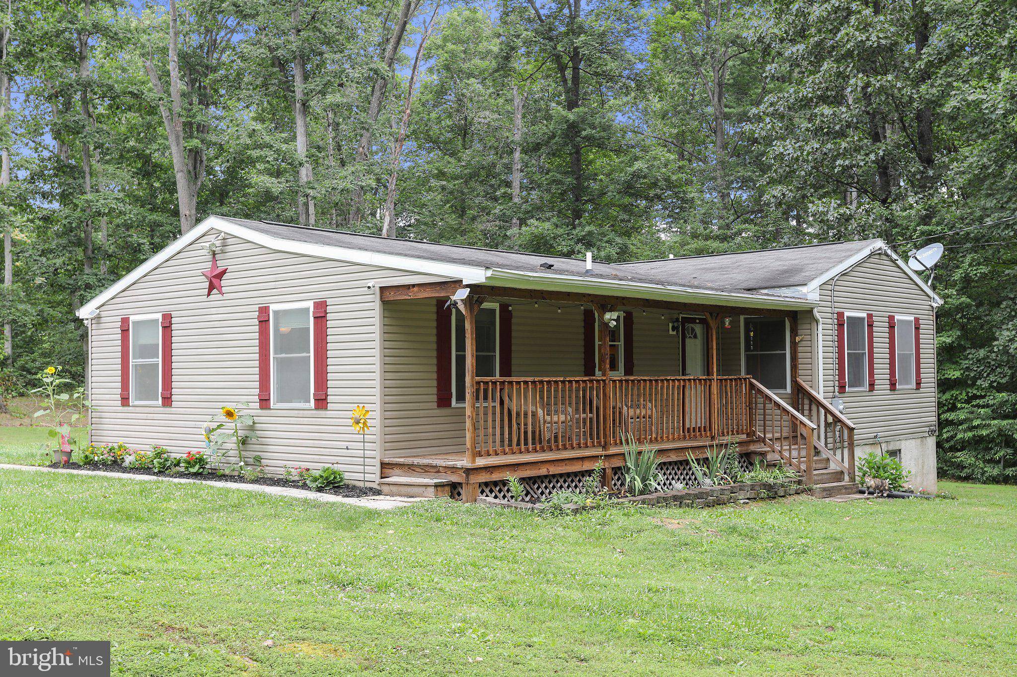 Hedgesville, WV 25427,481 CONNER BOWERS RD