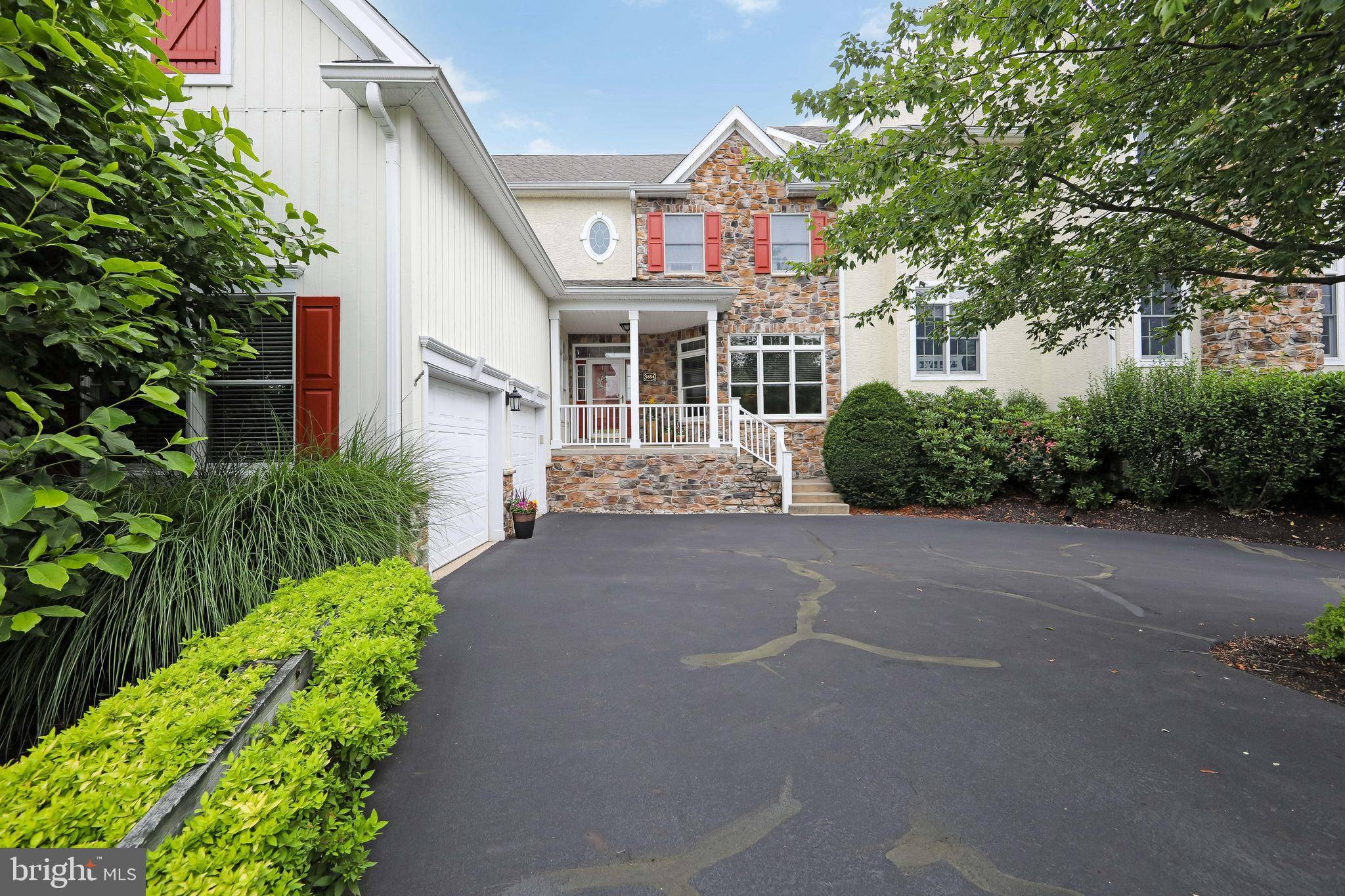 Doylestown, PA 18902,5854 HICKORY HOLLOW LN