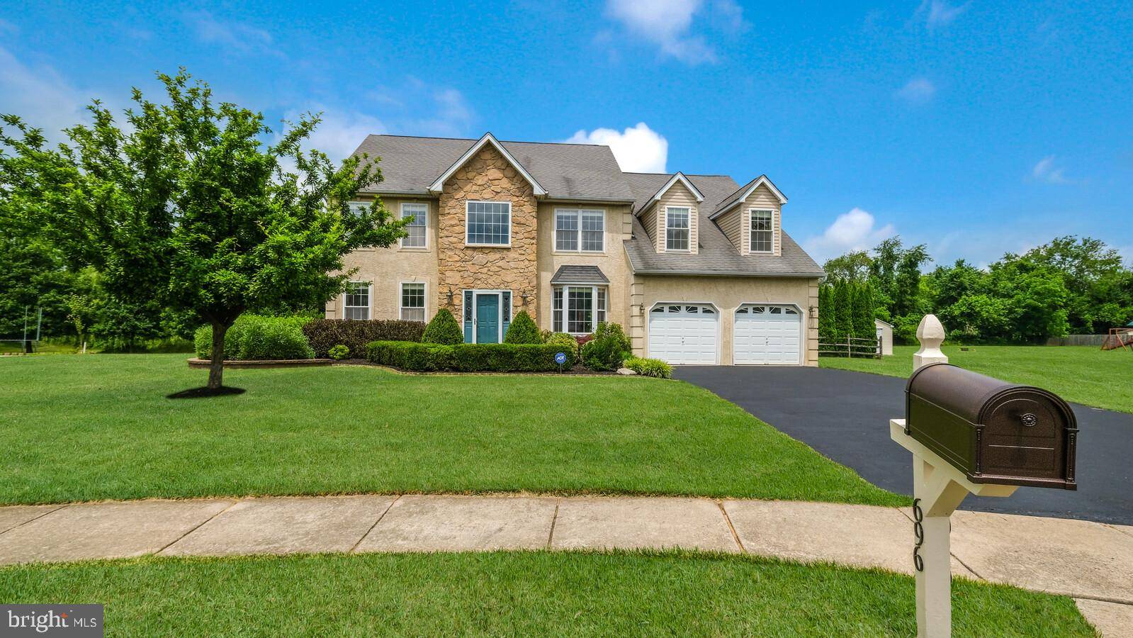 Warminster, PA 18974,696 SHELDON DR