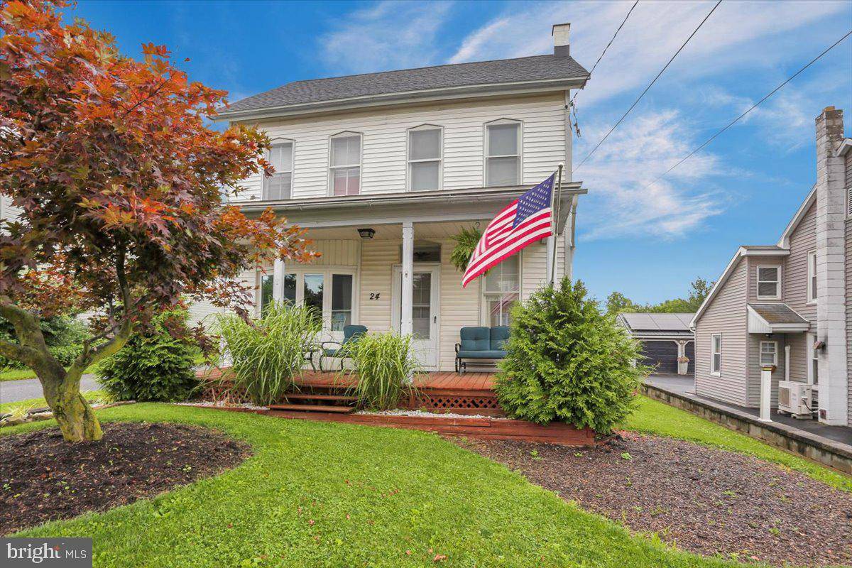 Terre Hill, PA 17581,24 VINE ST