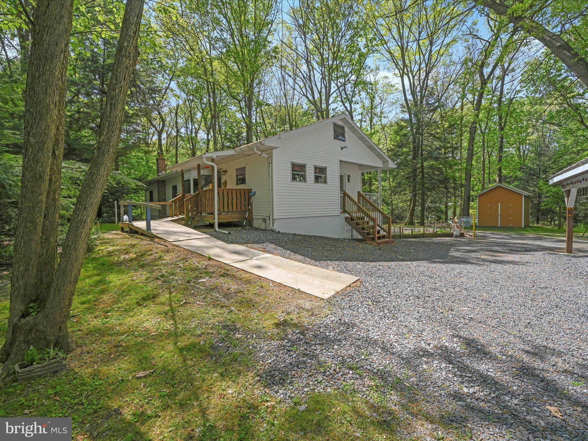 Schuylkill Haven, PA 17972,21 WOOD LN