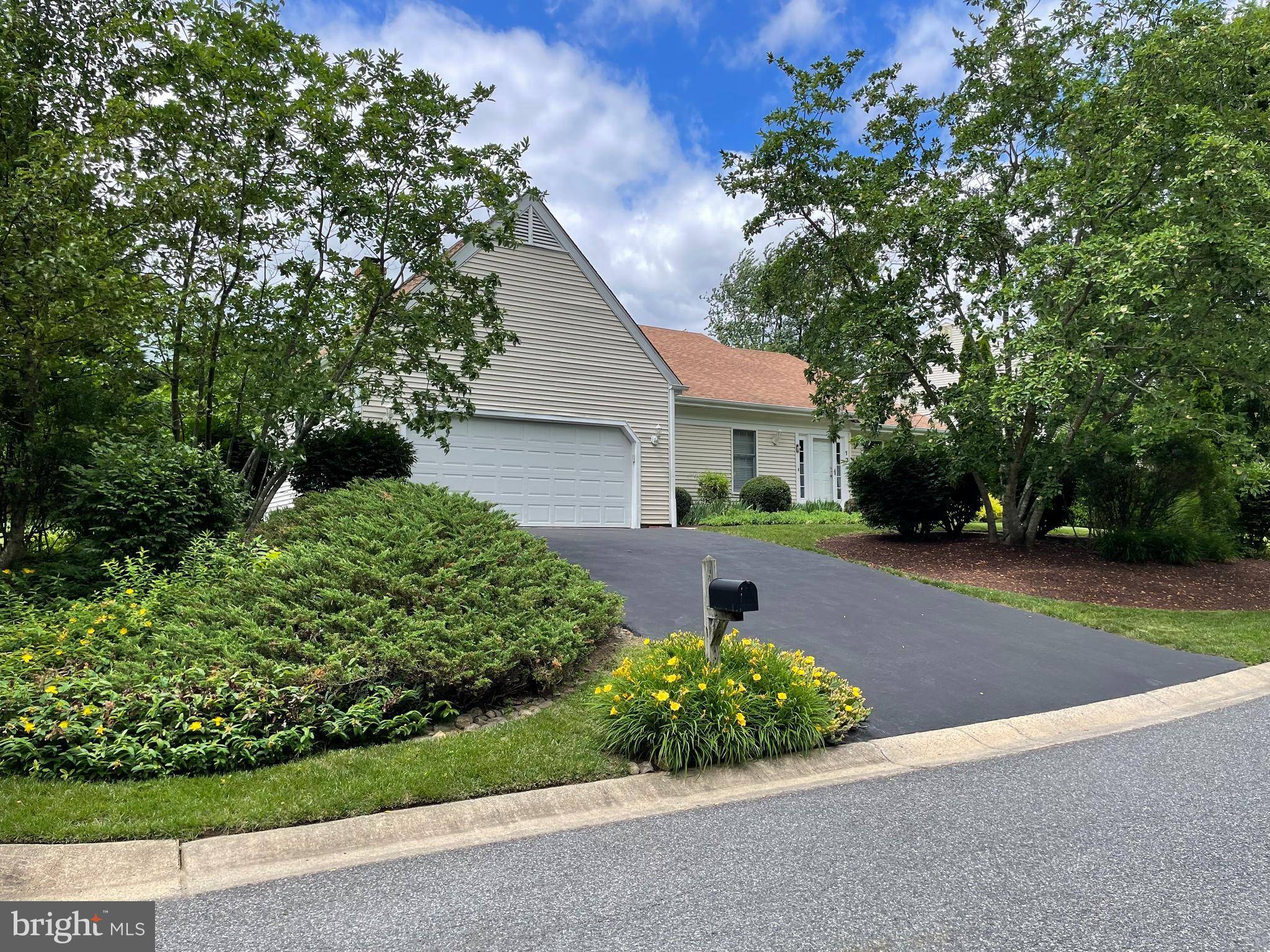 Hockessin, DE 19707,13 PADDINGTON CT