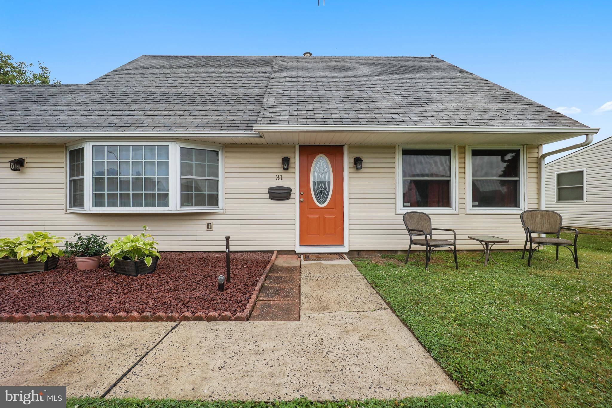 Levittown, PA 19054,31 BEGONIA LN