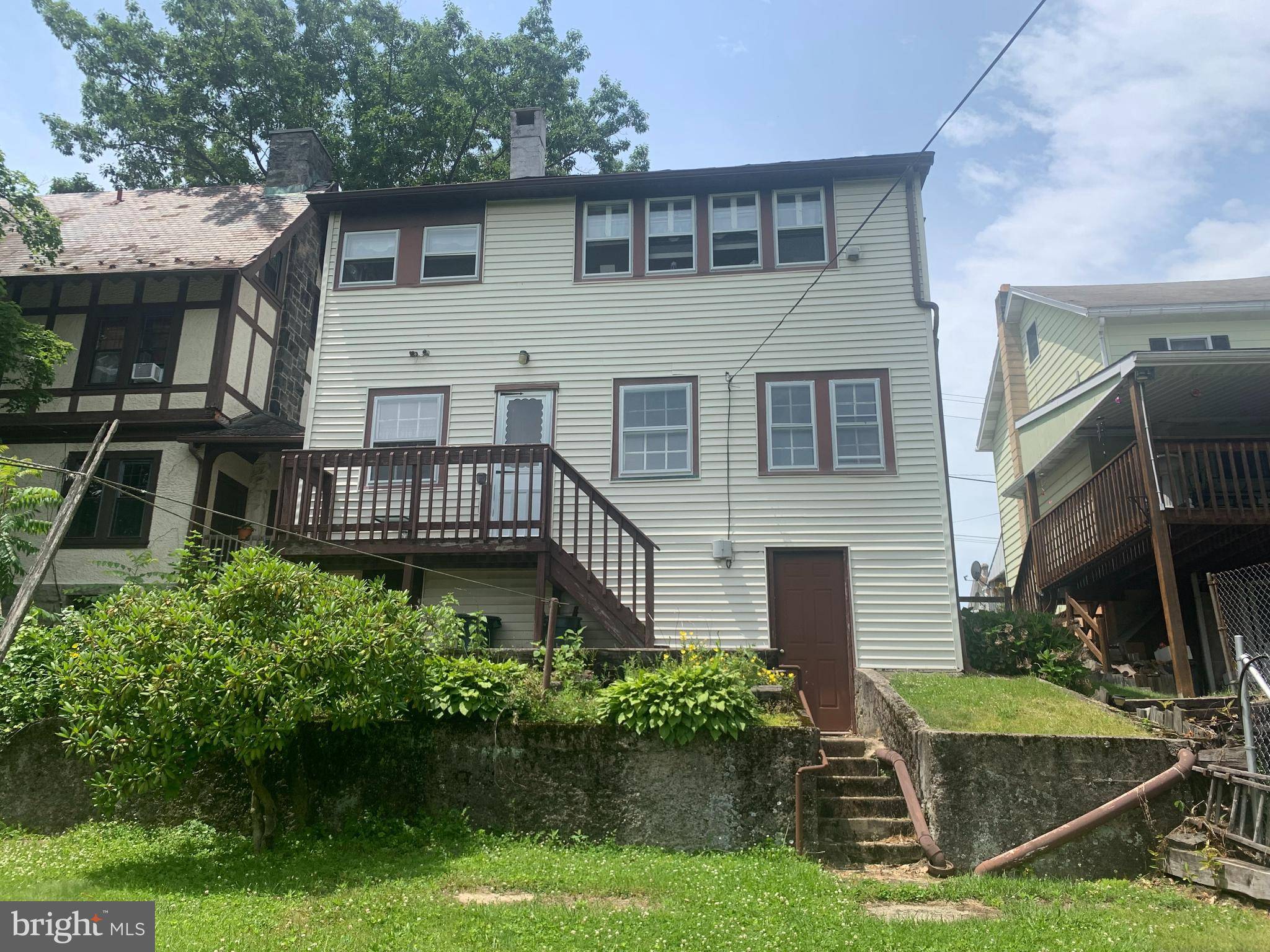 Lehighton, PA 18235,319 N 2ND ST