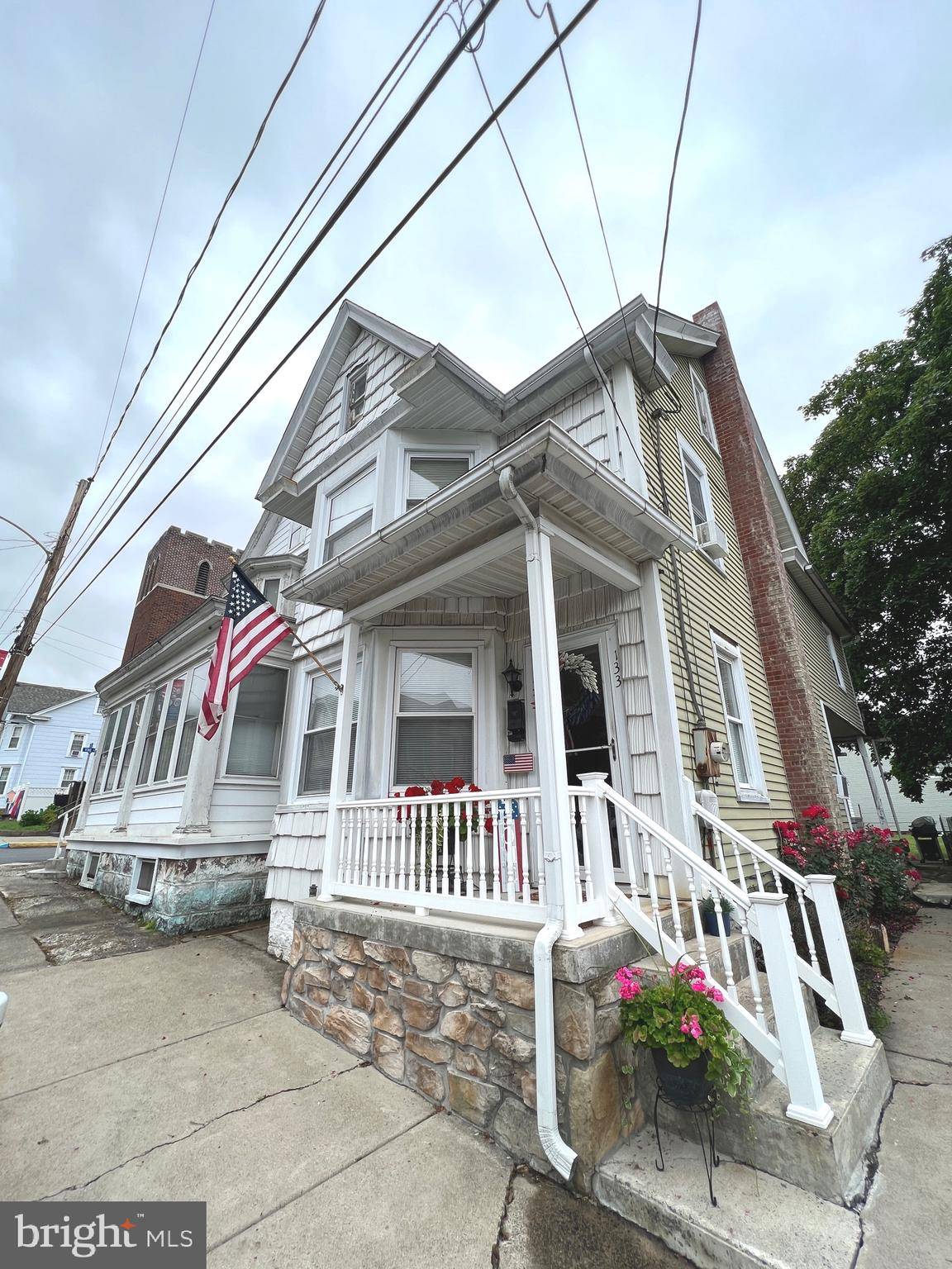 Williamstown, PA 17098,133 EAST ST