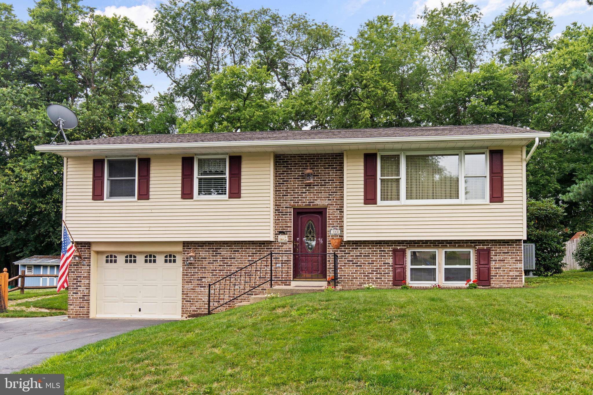 Mountville, PA 17554,340 PRIMROSE LN