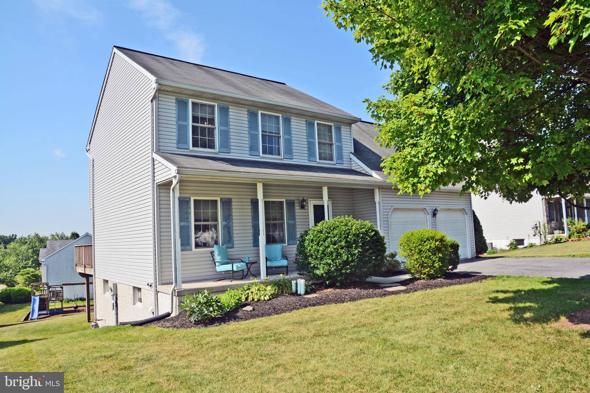 Manheim, PA 17545,644 GOLDFINCH LN