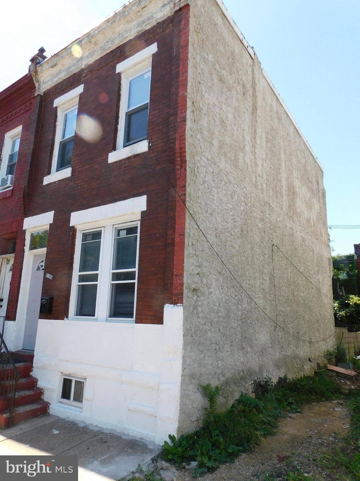 Philadelphia, PA 19132,2052 W HAGERT ST