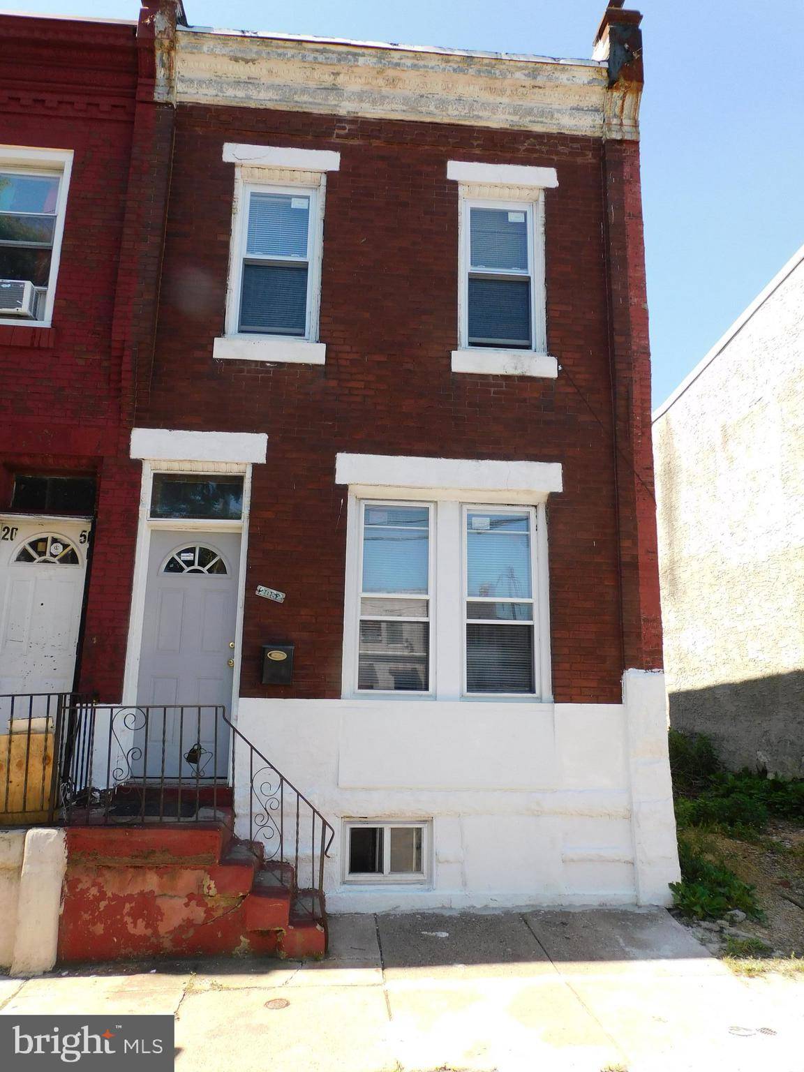 Philadelphia, PA 19132,2052 W HAGERT ST