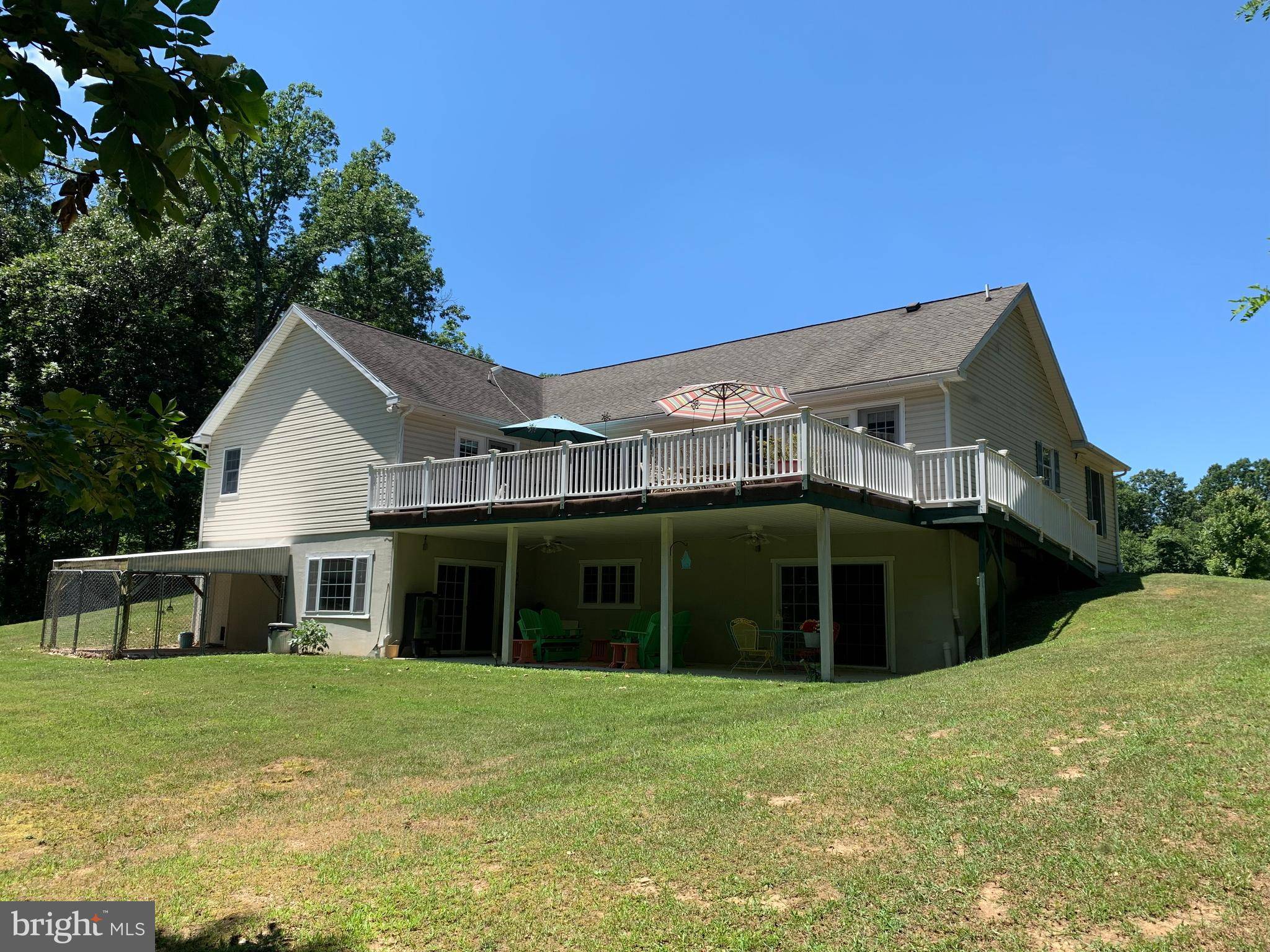 Berkeley Springs, WV 25411,8 MID MOUNTAIN LN