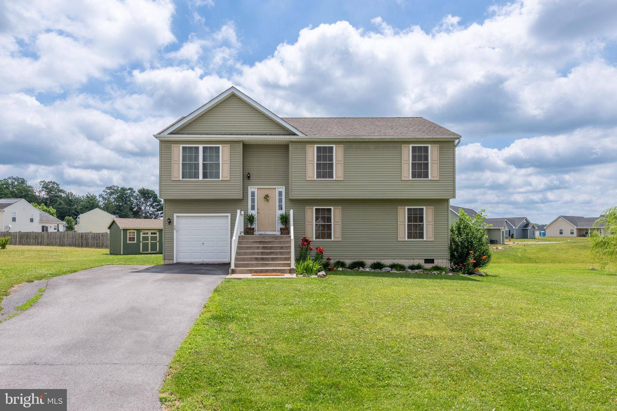 Martinsburg, WV 25404,53 PALESTINE WAY