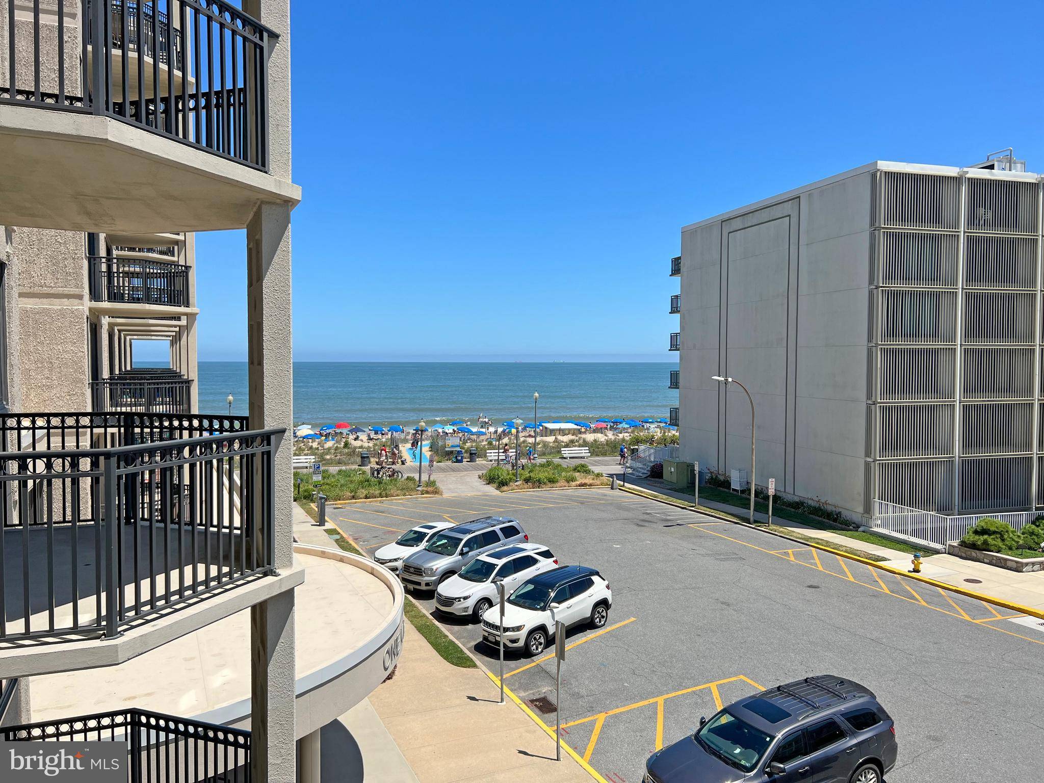 Rehoboth Beach, DE 19971,1 VIRGINIA AVE #302