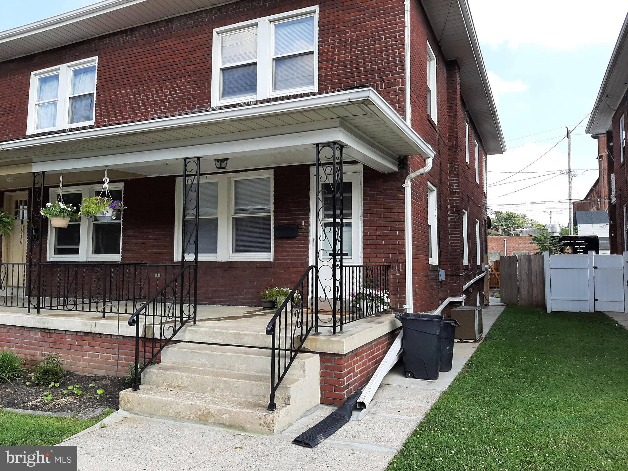 York, PA 17404,1222 W KING ST