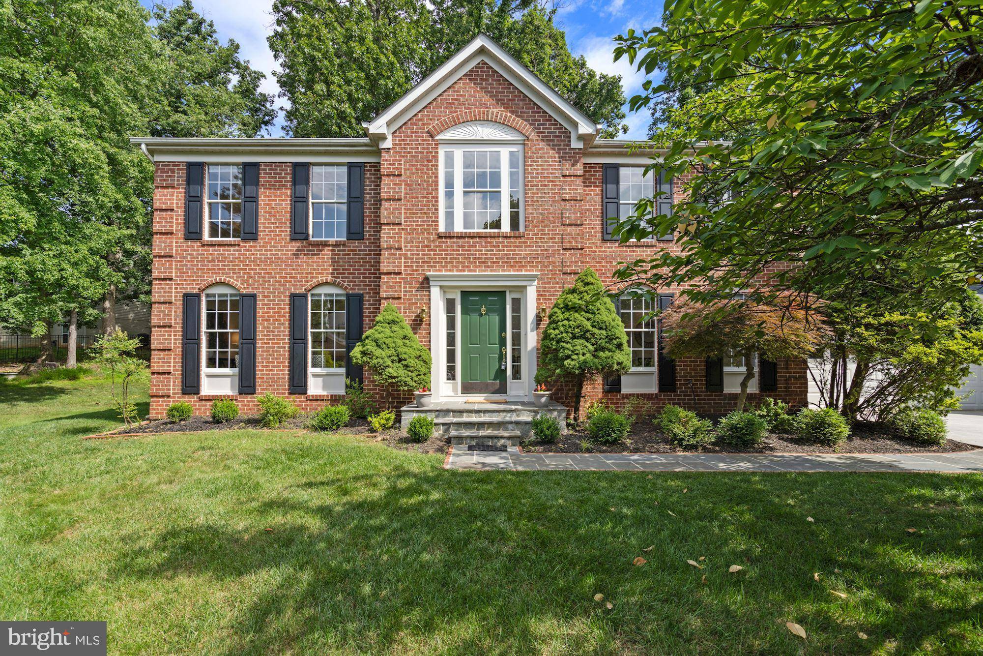 North Potomac, MD 20878,6 PISSARO CT