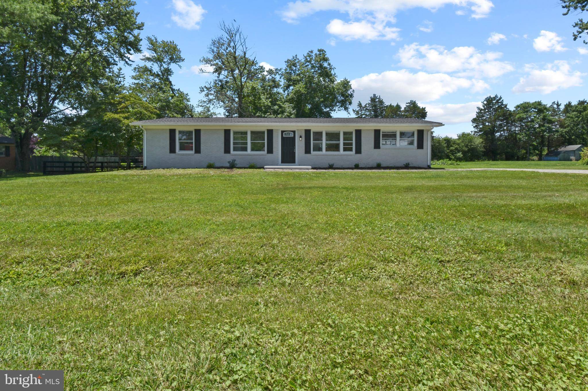 Reva, VA 22735,7210 OAK DR