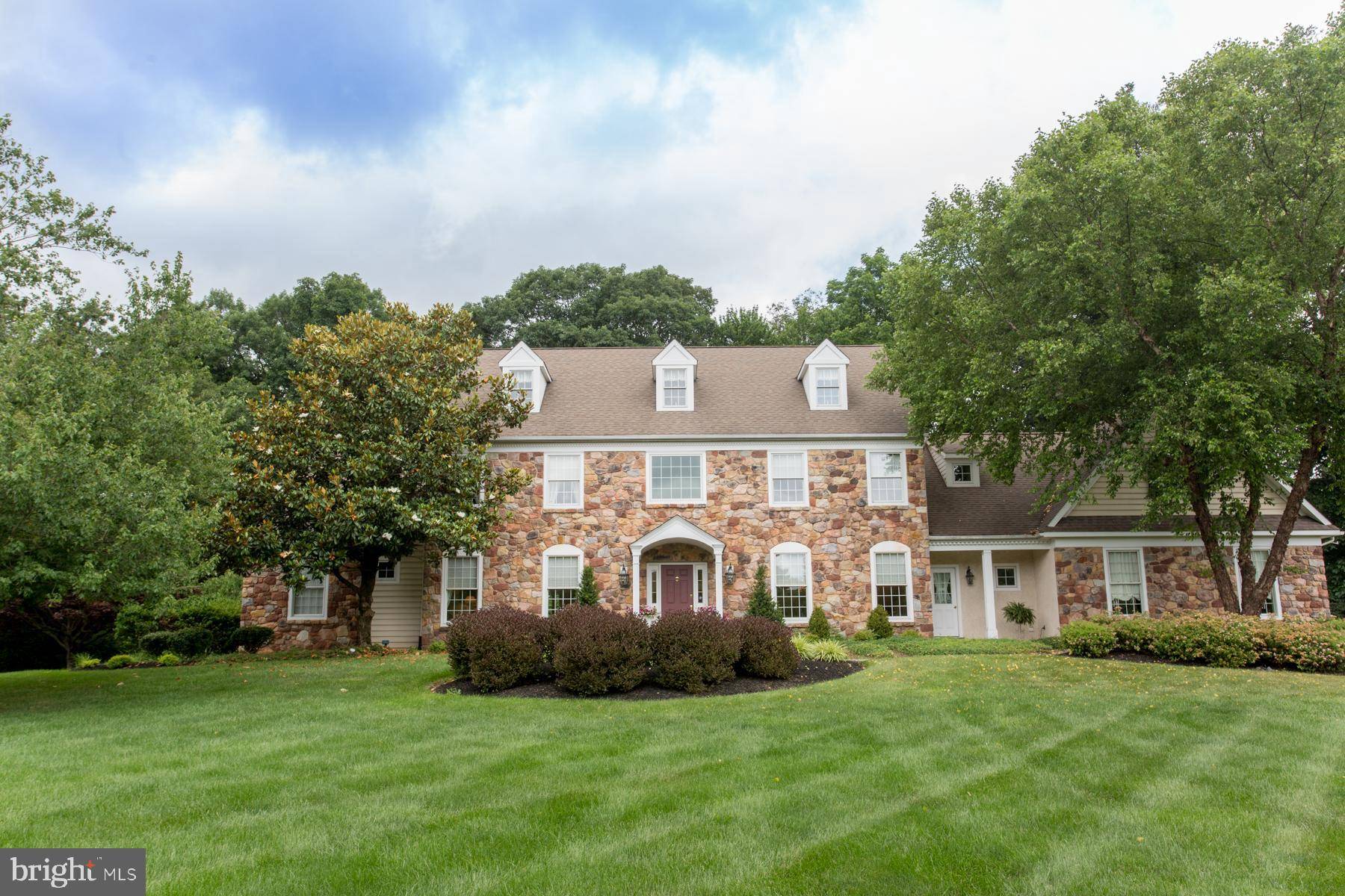 Doylestown, PA 18902,17 ESTATES DR