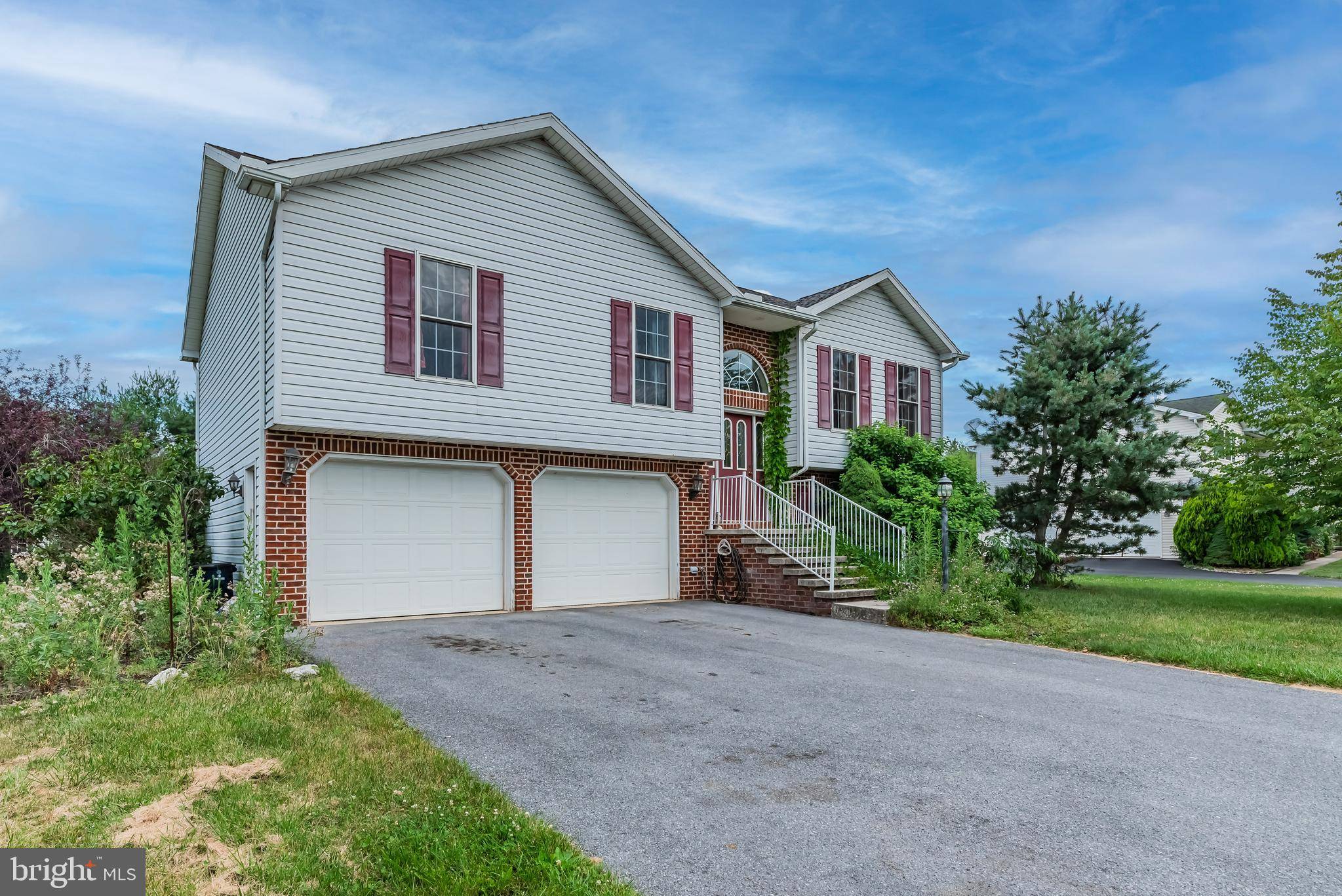 Shippensburg, PA 17257,216 GROVE DR