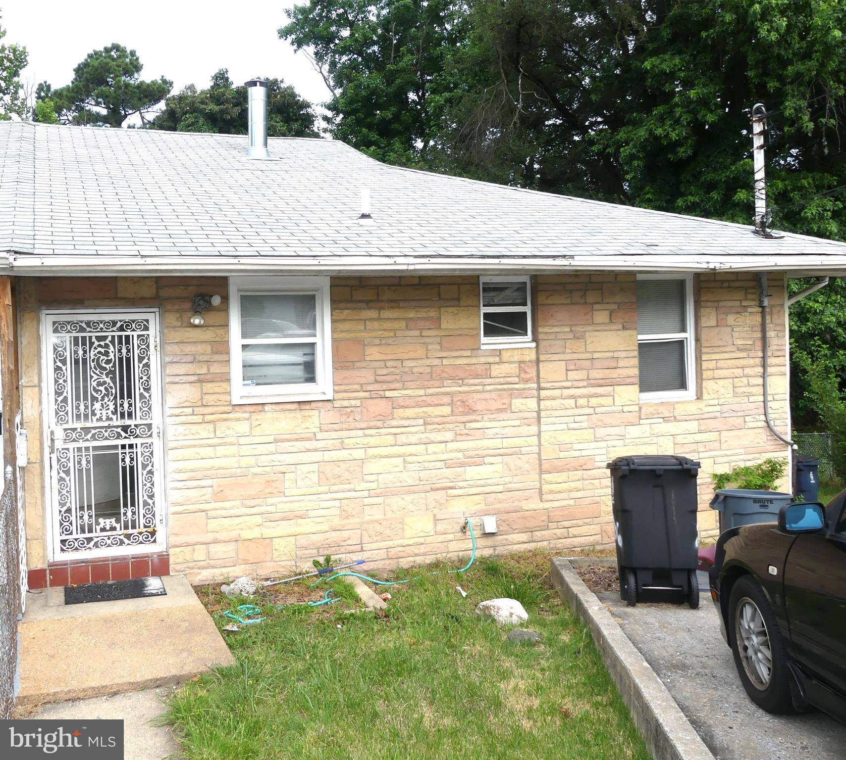 Landover, MD 20785,2406 MUNCY CIR