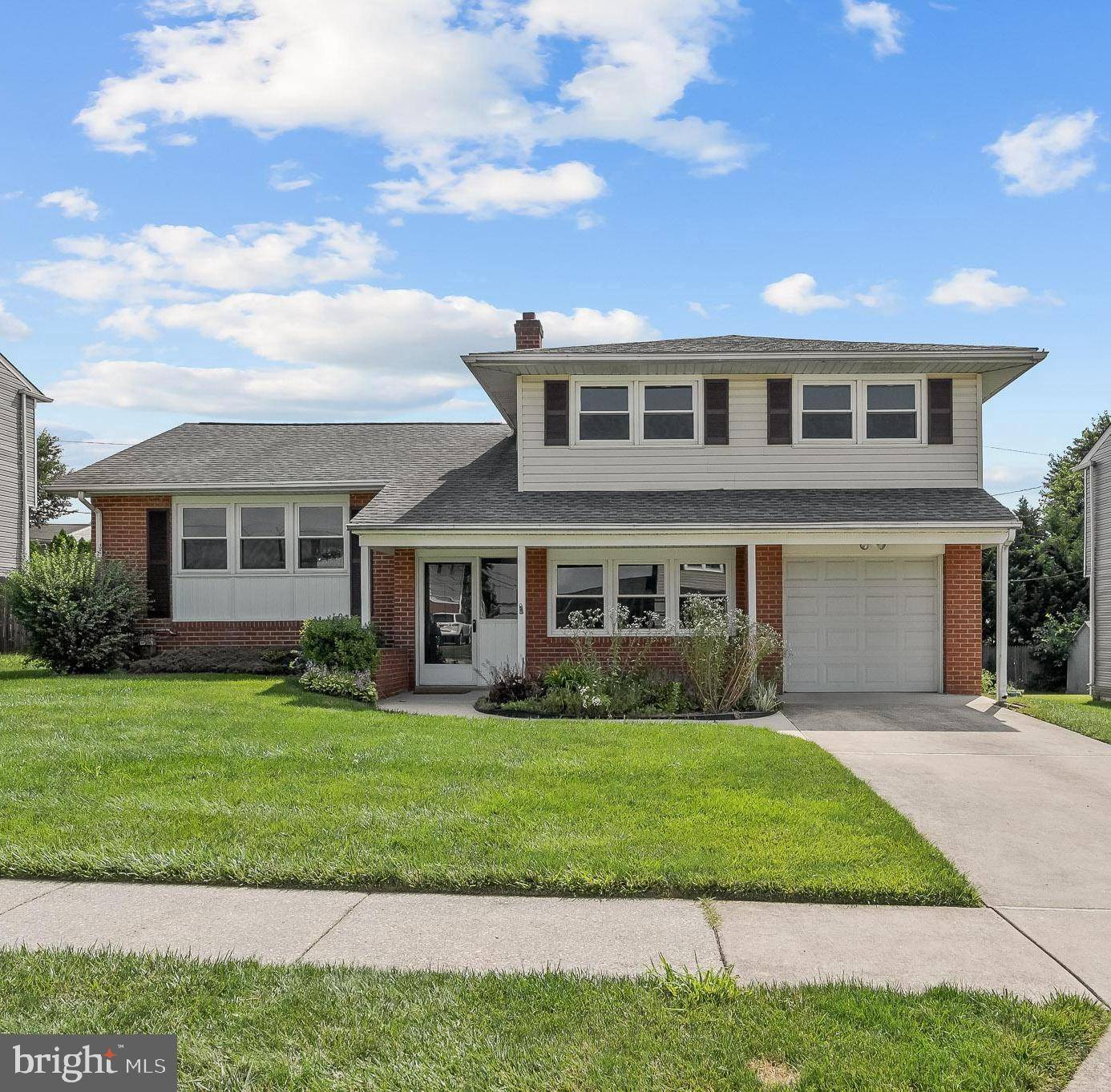 Newark, DE 19711,19 WHITE CLAY CRES