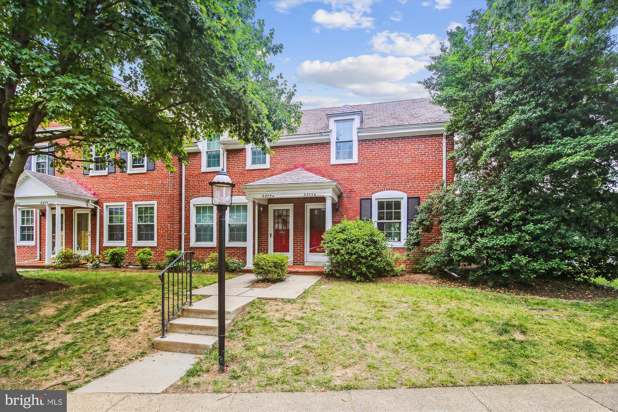 Arlington, VA 22206,3373 S WAKEFIELD ST #B