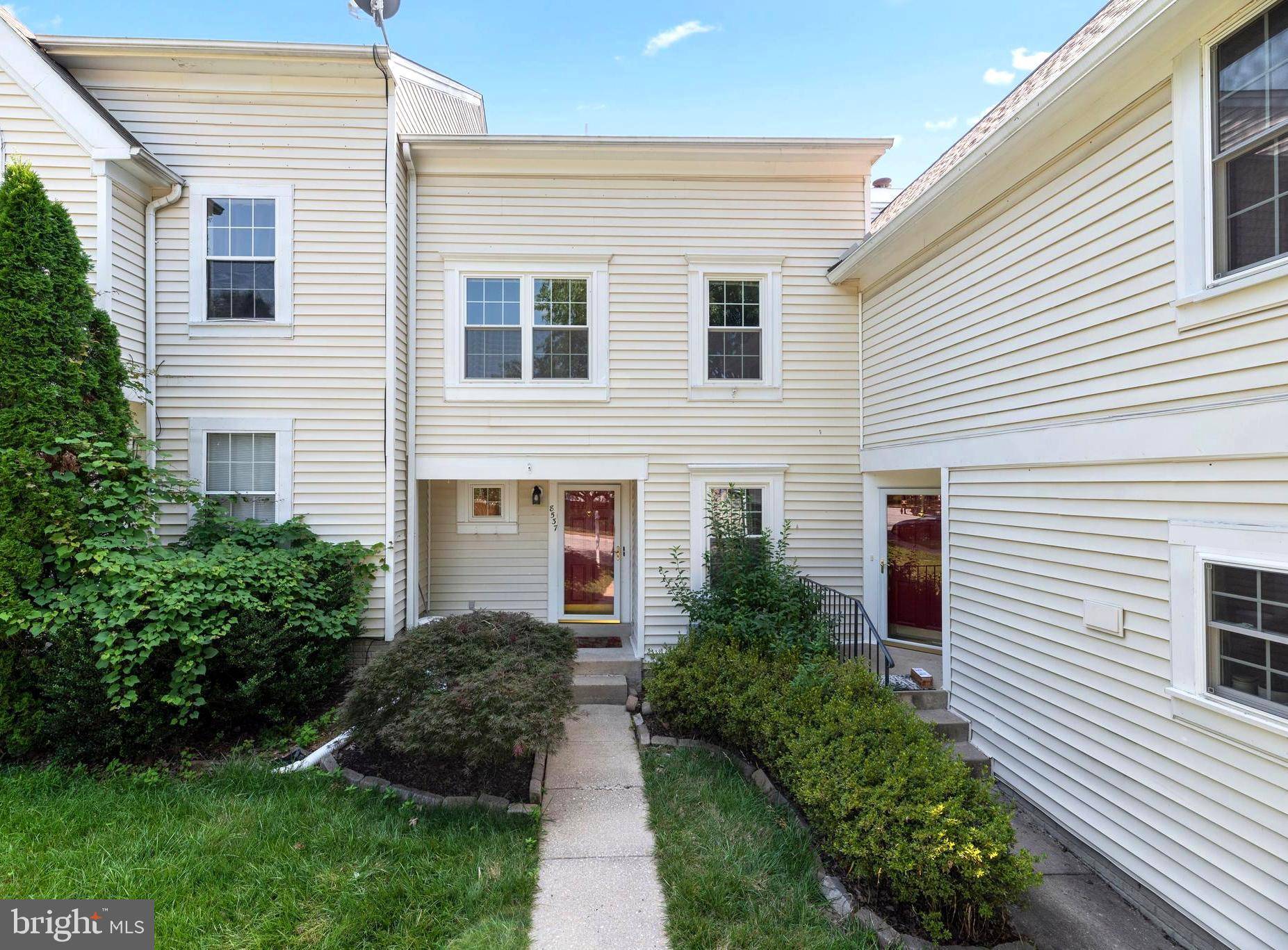 Ellicott City, MD 21043,8537 HARVEST VIEW CT