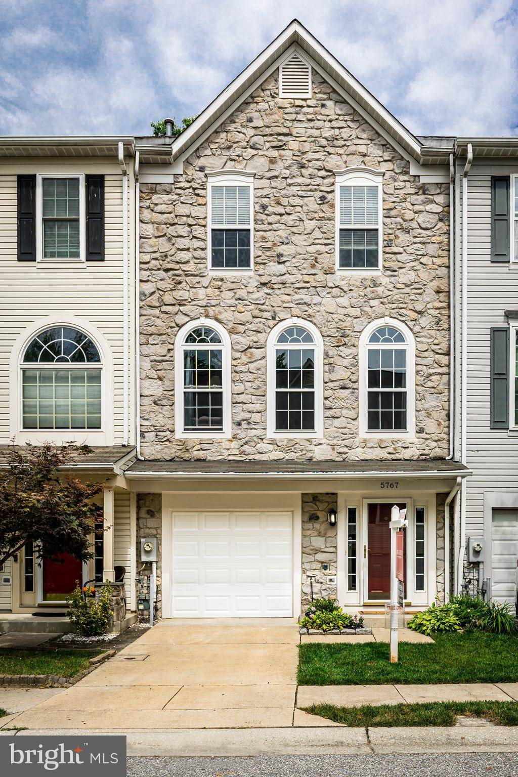 Ellicott City, MD 21043,5767 GOLDFINCH CT NW