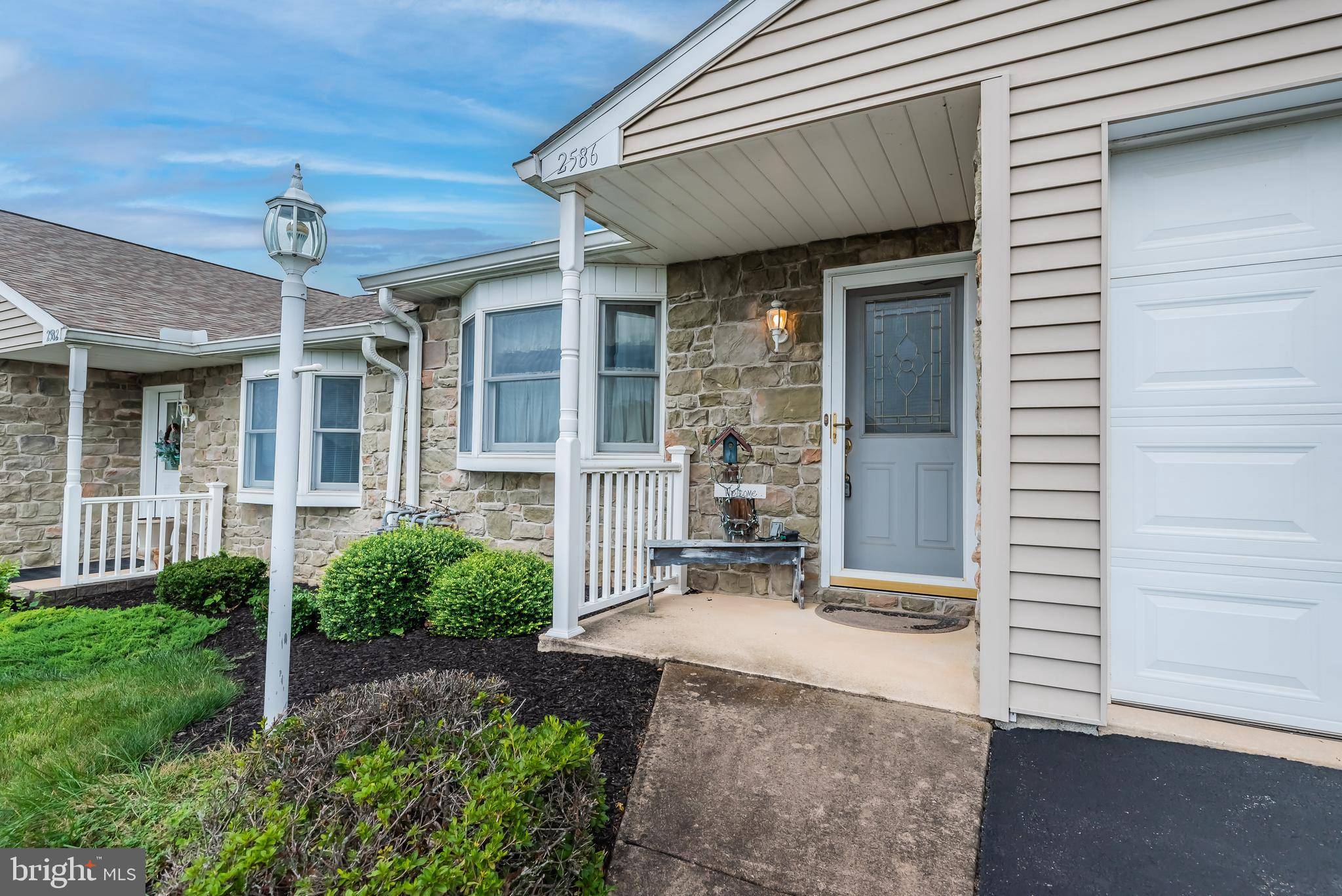 York, PA 17406,2586 SHAGBARK CT #141