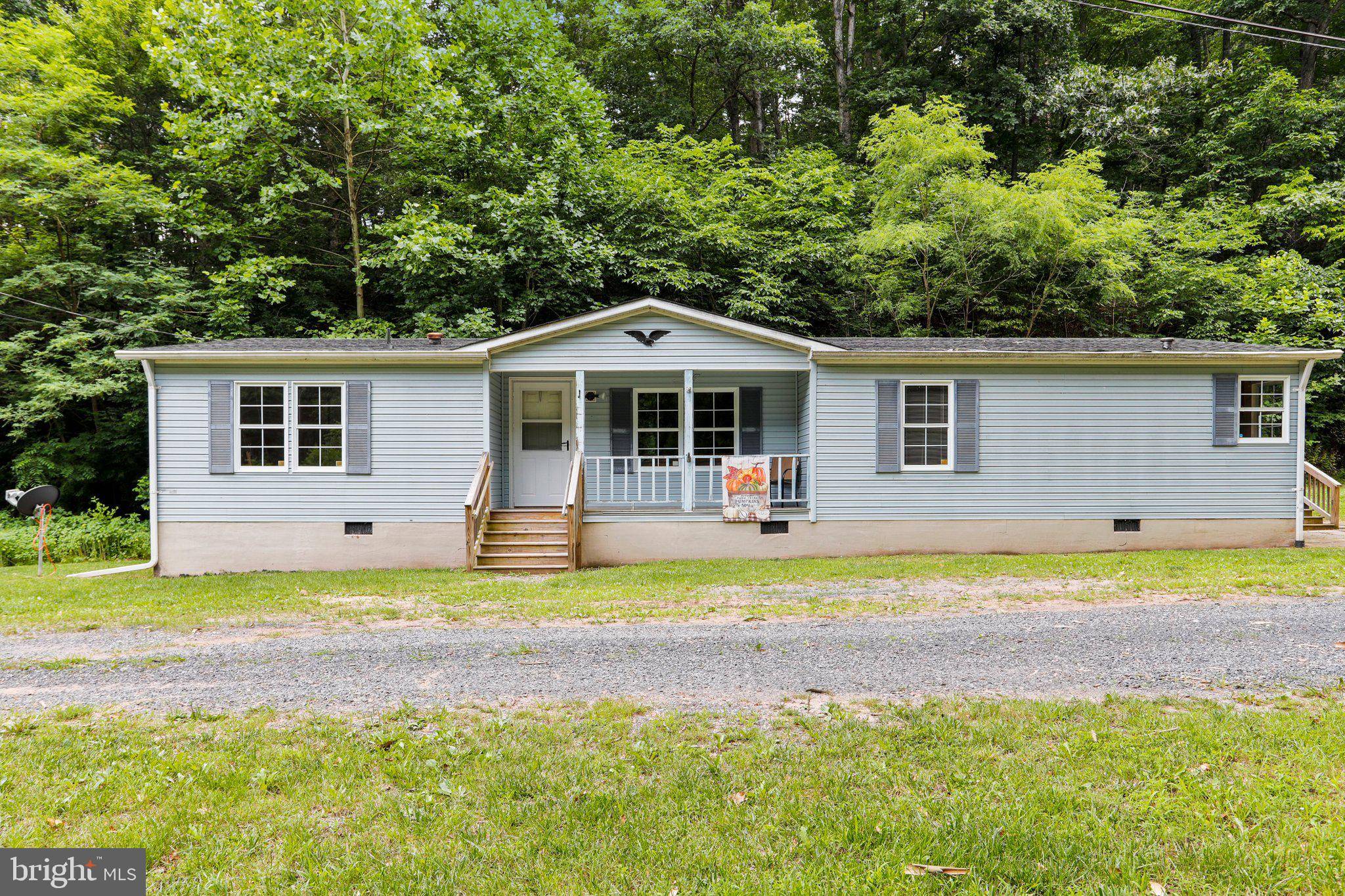 Paw Paw, WV 25434,5190 PAW PAW RD