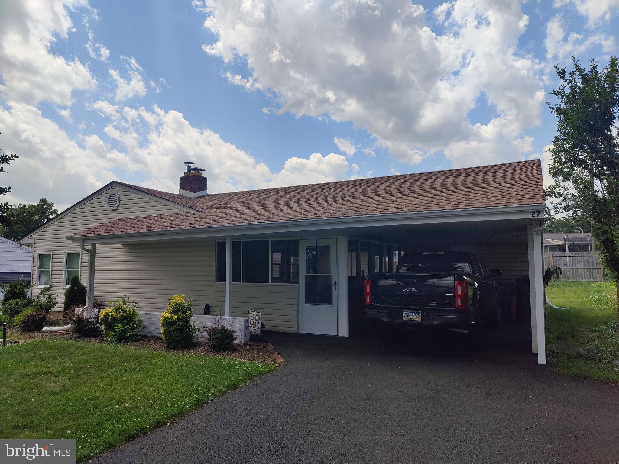 Levittown, PA 19054,27 MAPLE LN