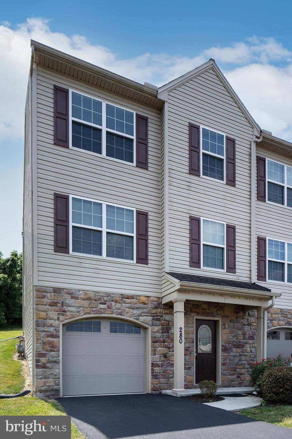 New Cumberland, PA 17070,280 FIELDSTONE CT