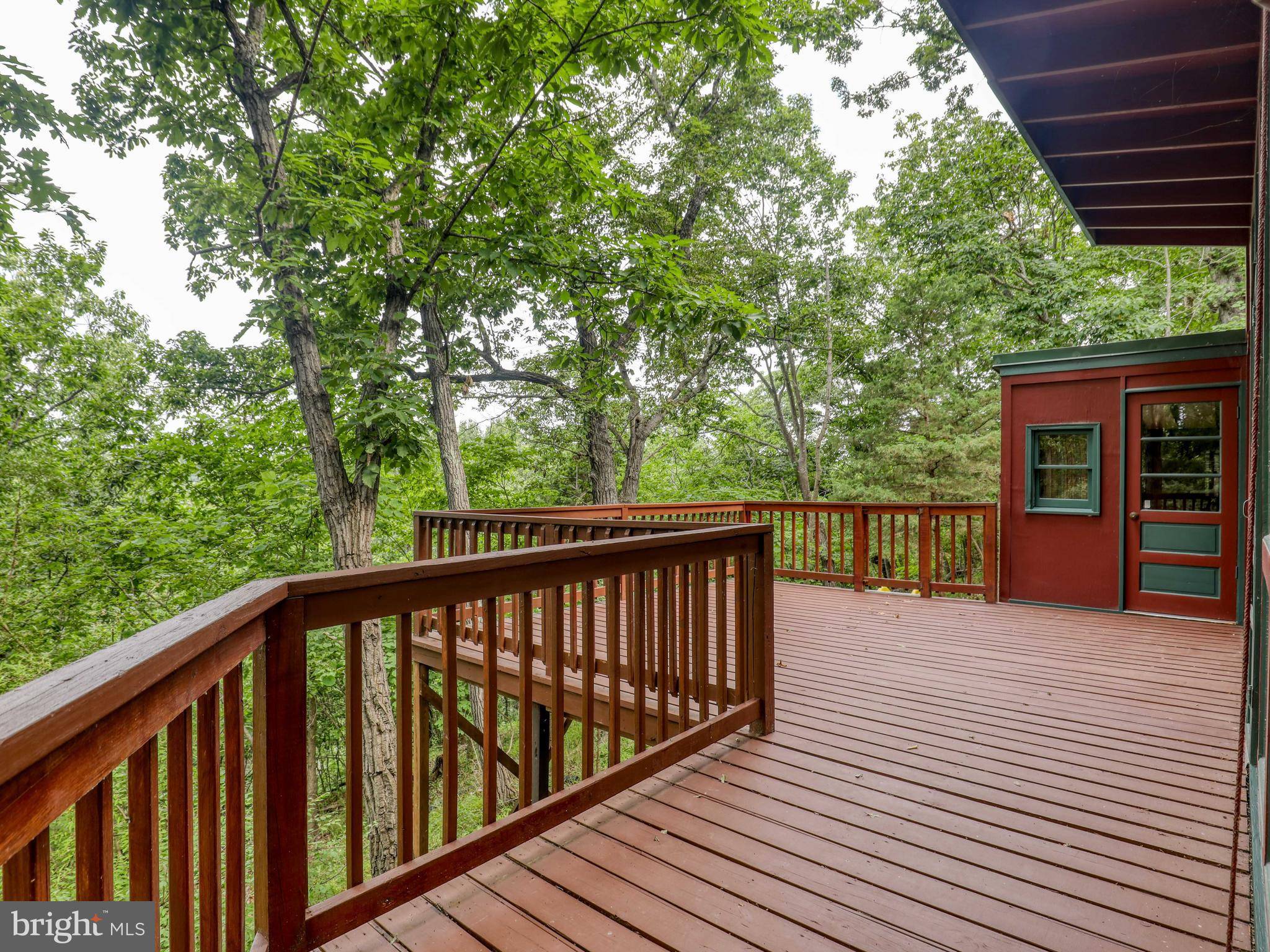 Harpers Ferry, WV 25425,276 RIVER VIEW DR