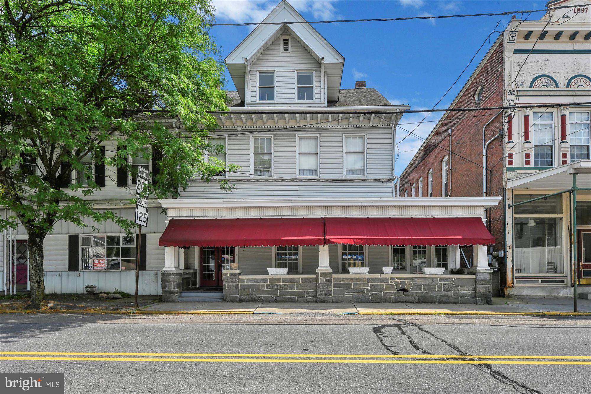 Tremont, PA 17981,38 E MAIN ST