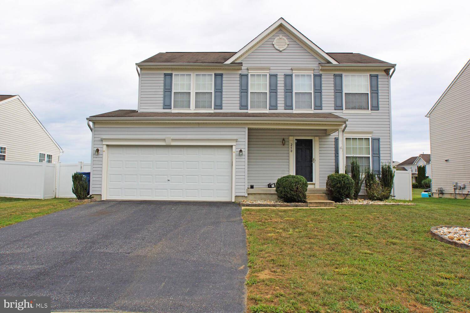 Camden Wyoming, DE 19934,250 LONE TREE DR