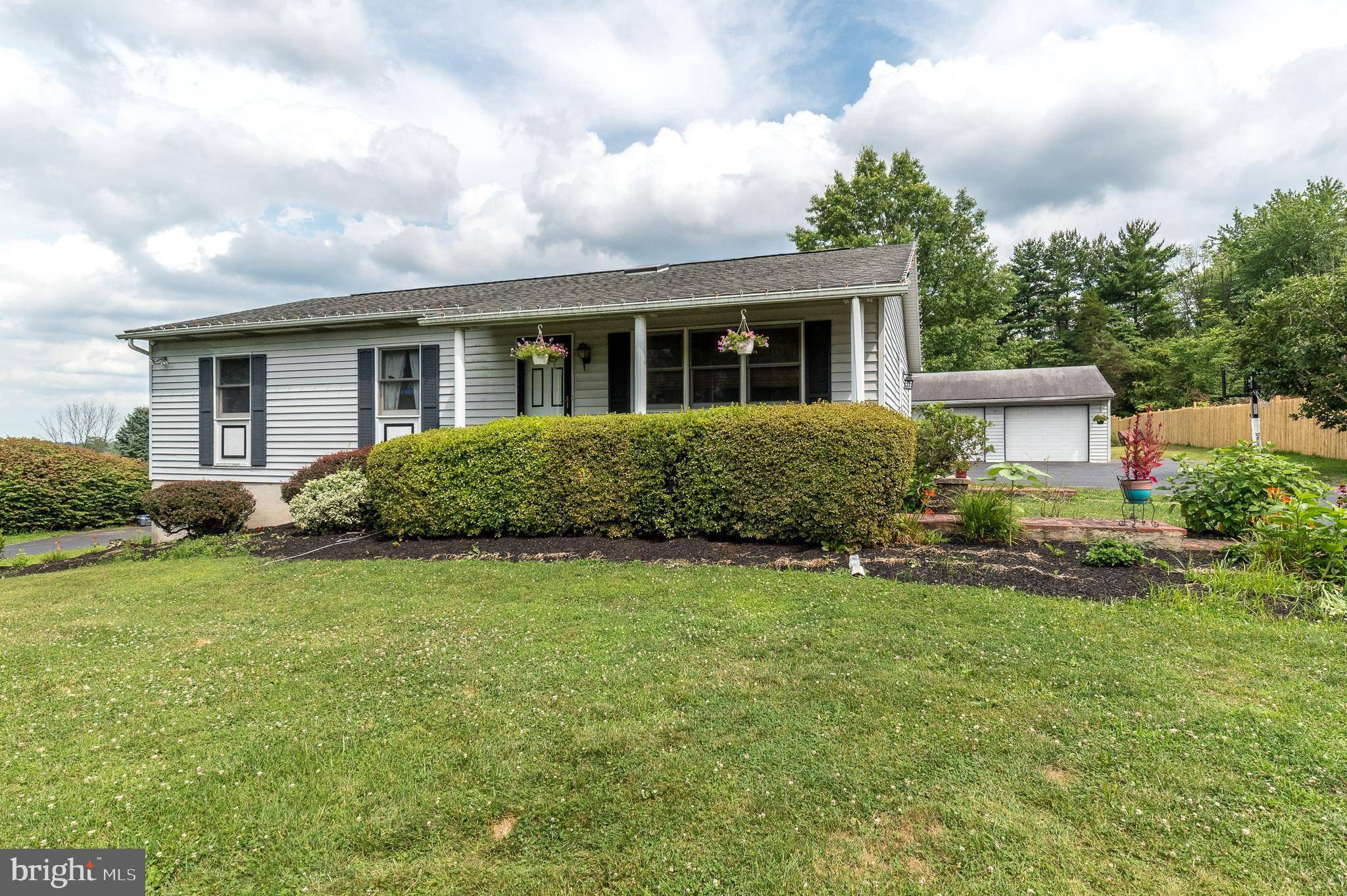 Gilbertsville, PA 19525,2404 ROMIG RD